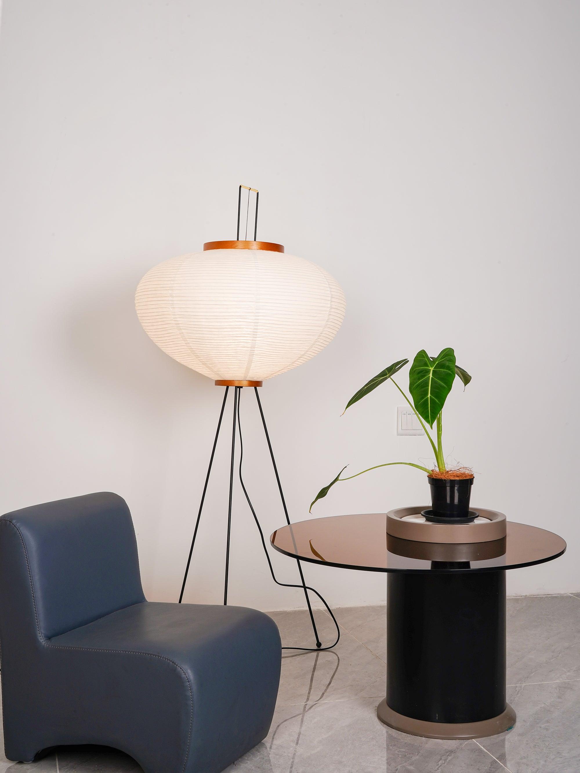 Oladalsi gulvlampe