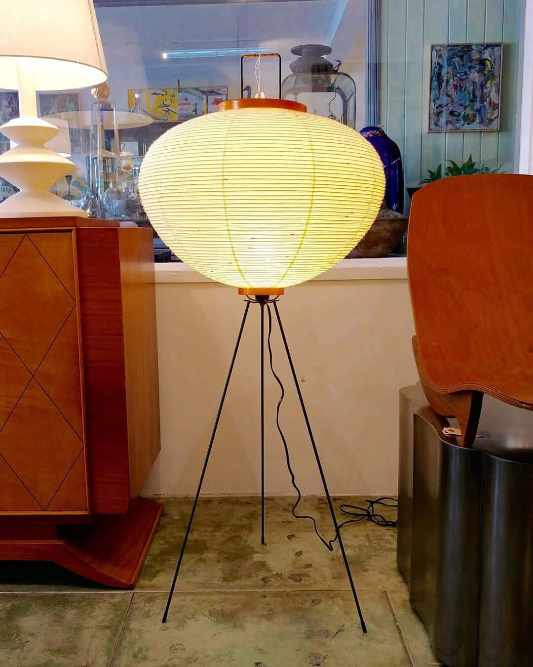 Oladalsi gulvlampe