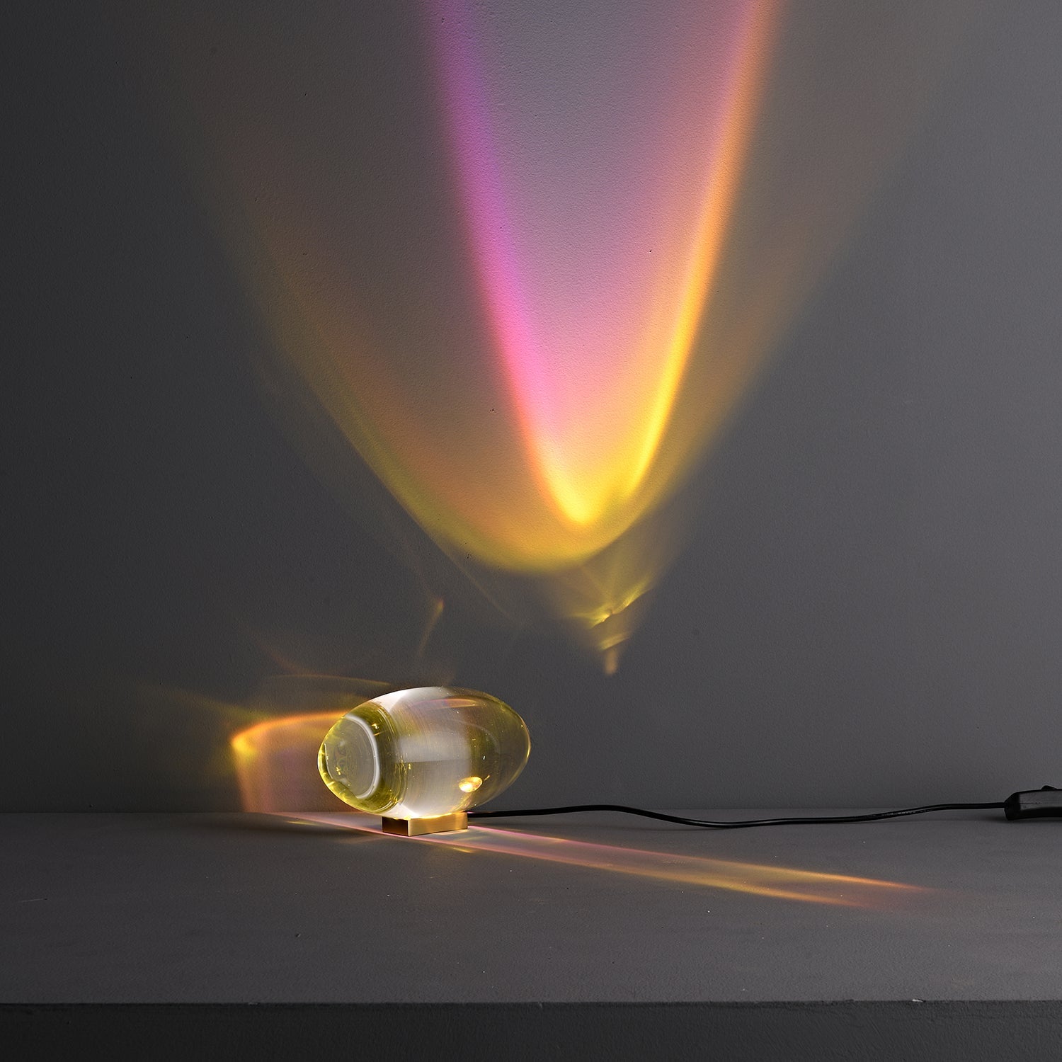 Jorar oval bordlampe