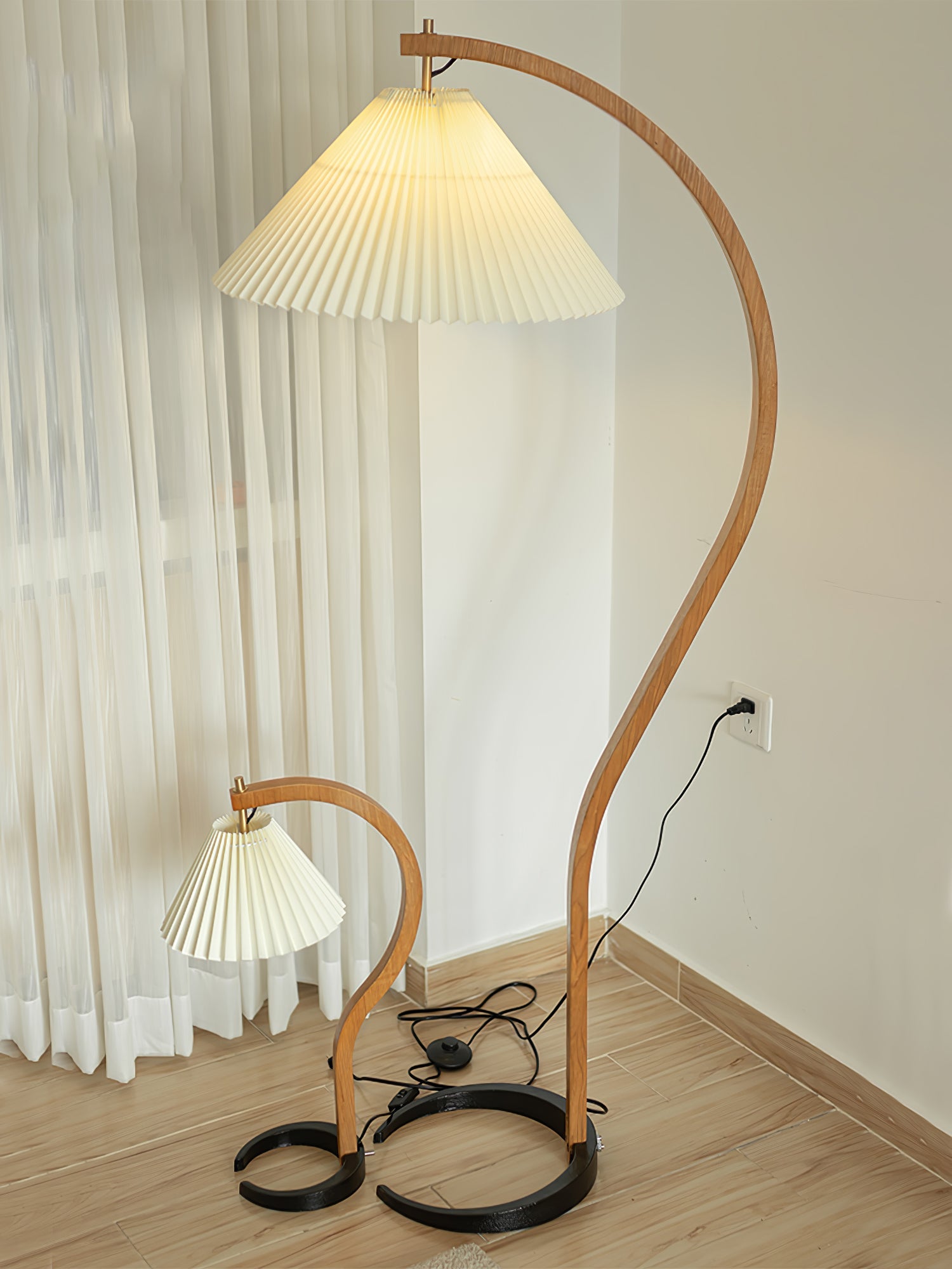 Asto retro gulvlampe
