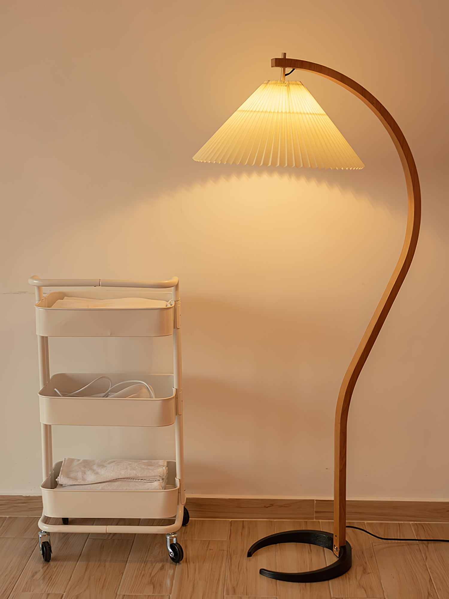 Asto retro gulvlampe