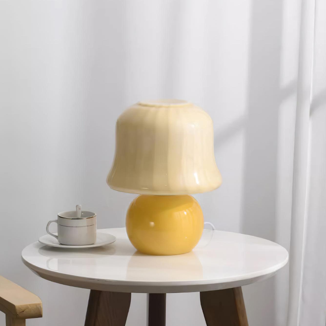 Sorense svampeformet bordlampe