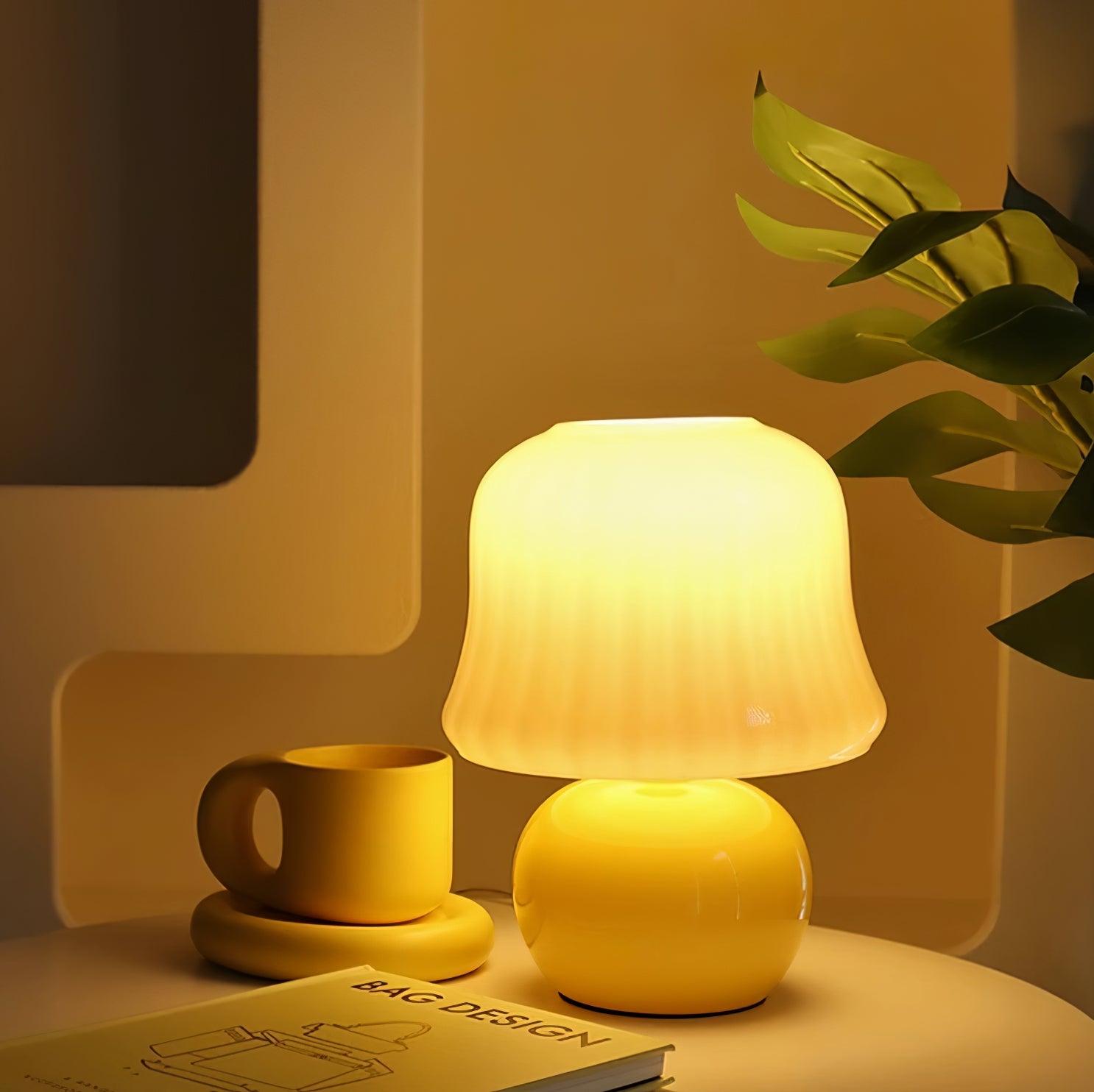 Sorense svampeformet bordlampe