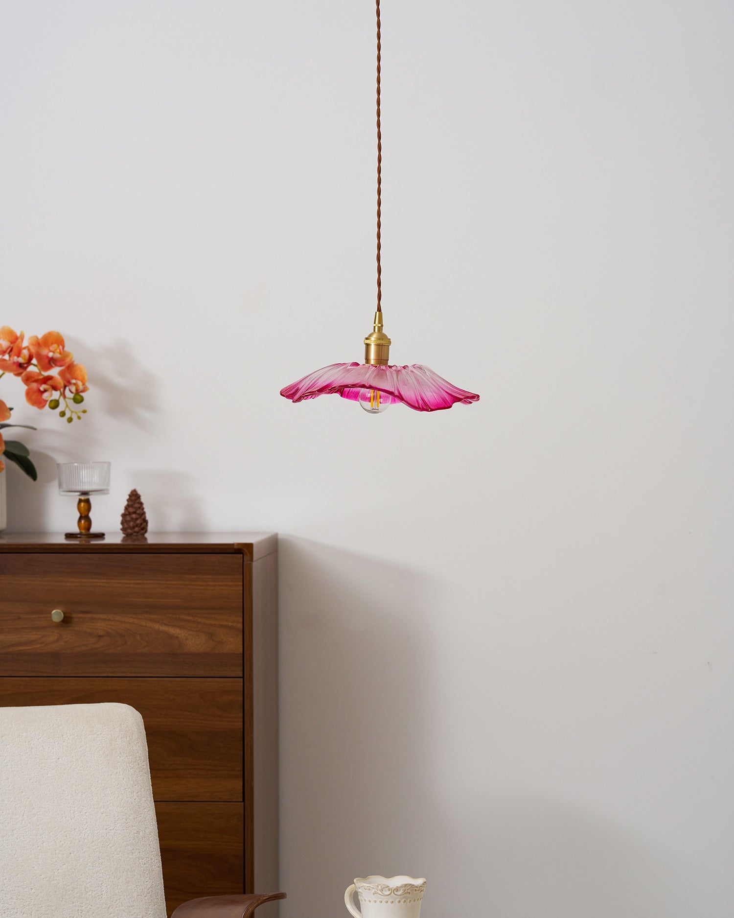 Larsmi blomsterformet pendellampe