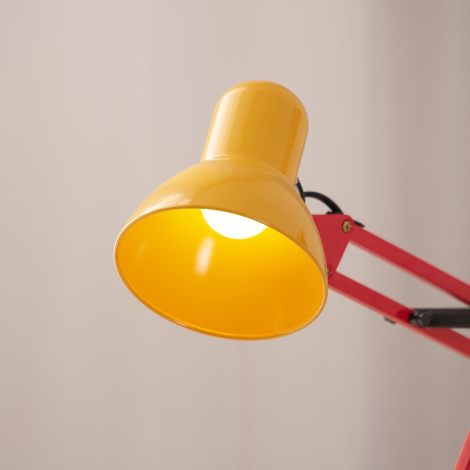 Lokein retro bordlampe