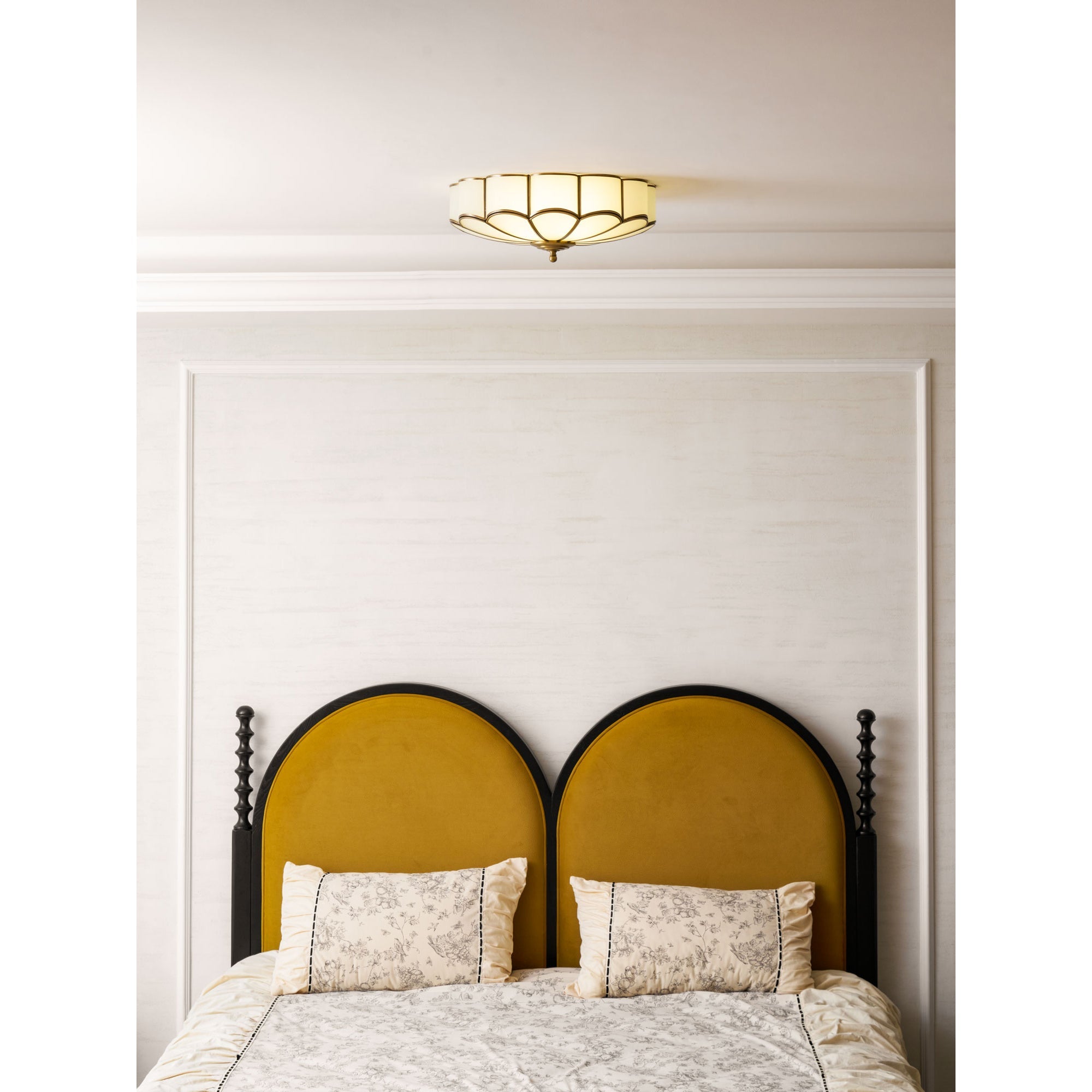 Asene blomsterformet loftlampe
