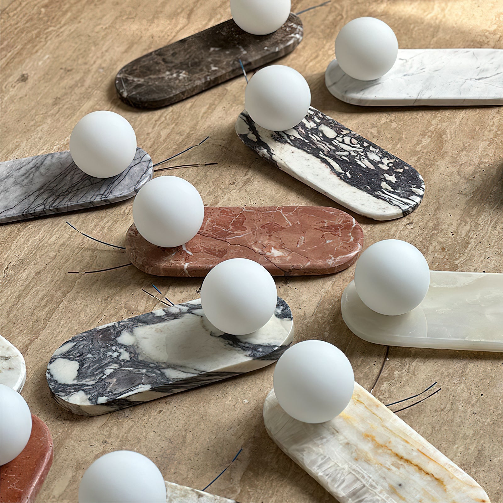 Ylaoro oval væglampe