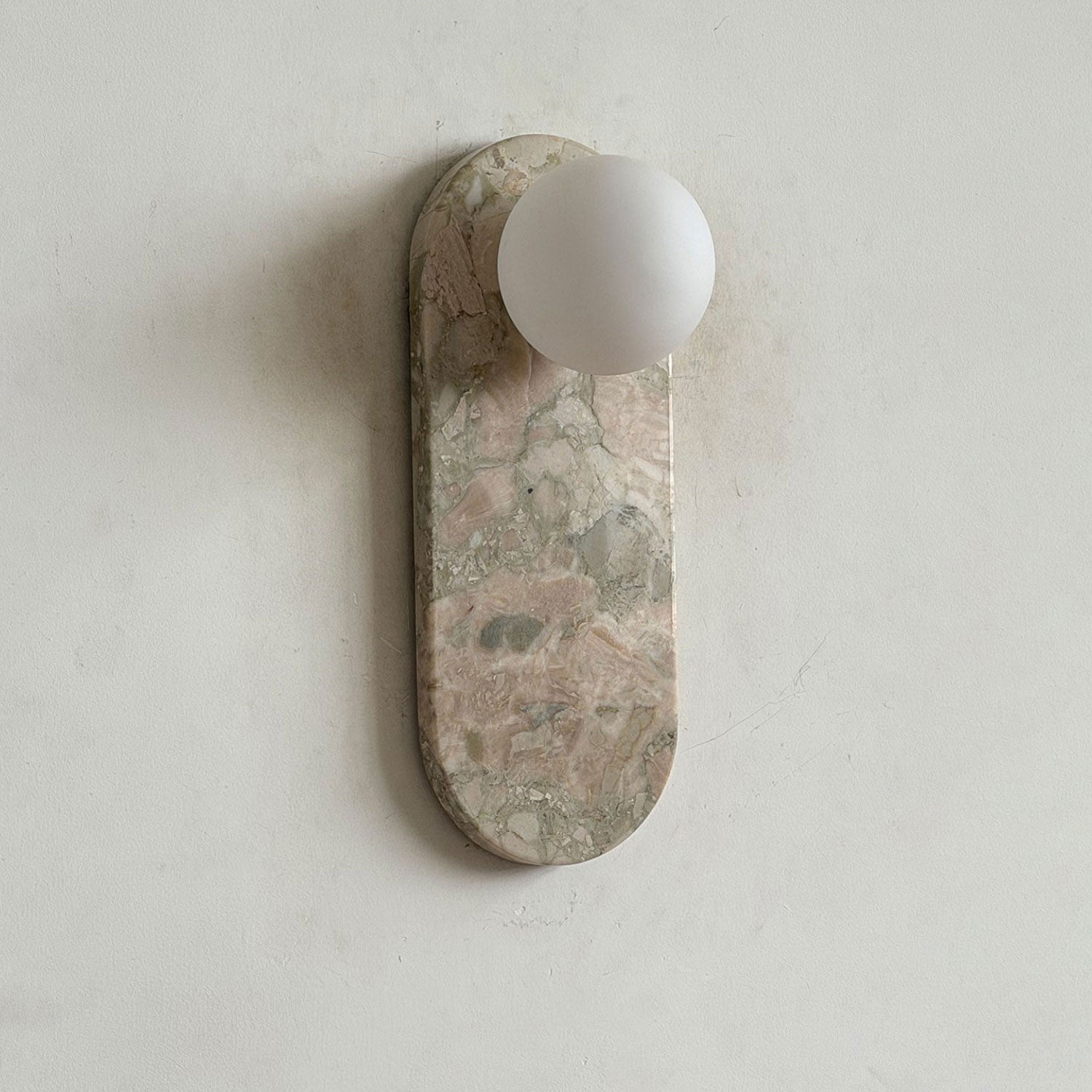 Ylaoro oval væglampe