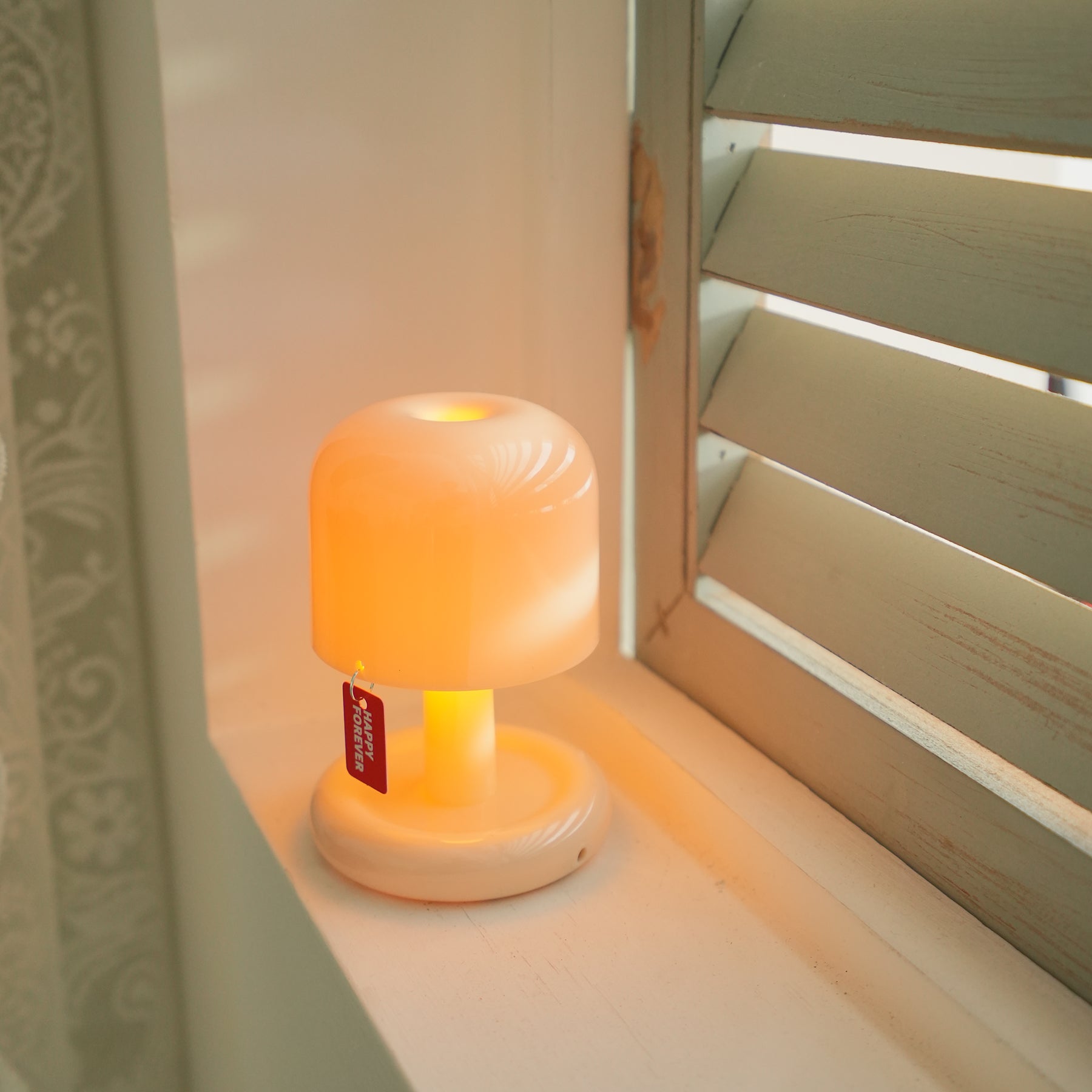 Tavlindal svampeformet bordlampe