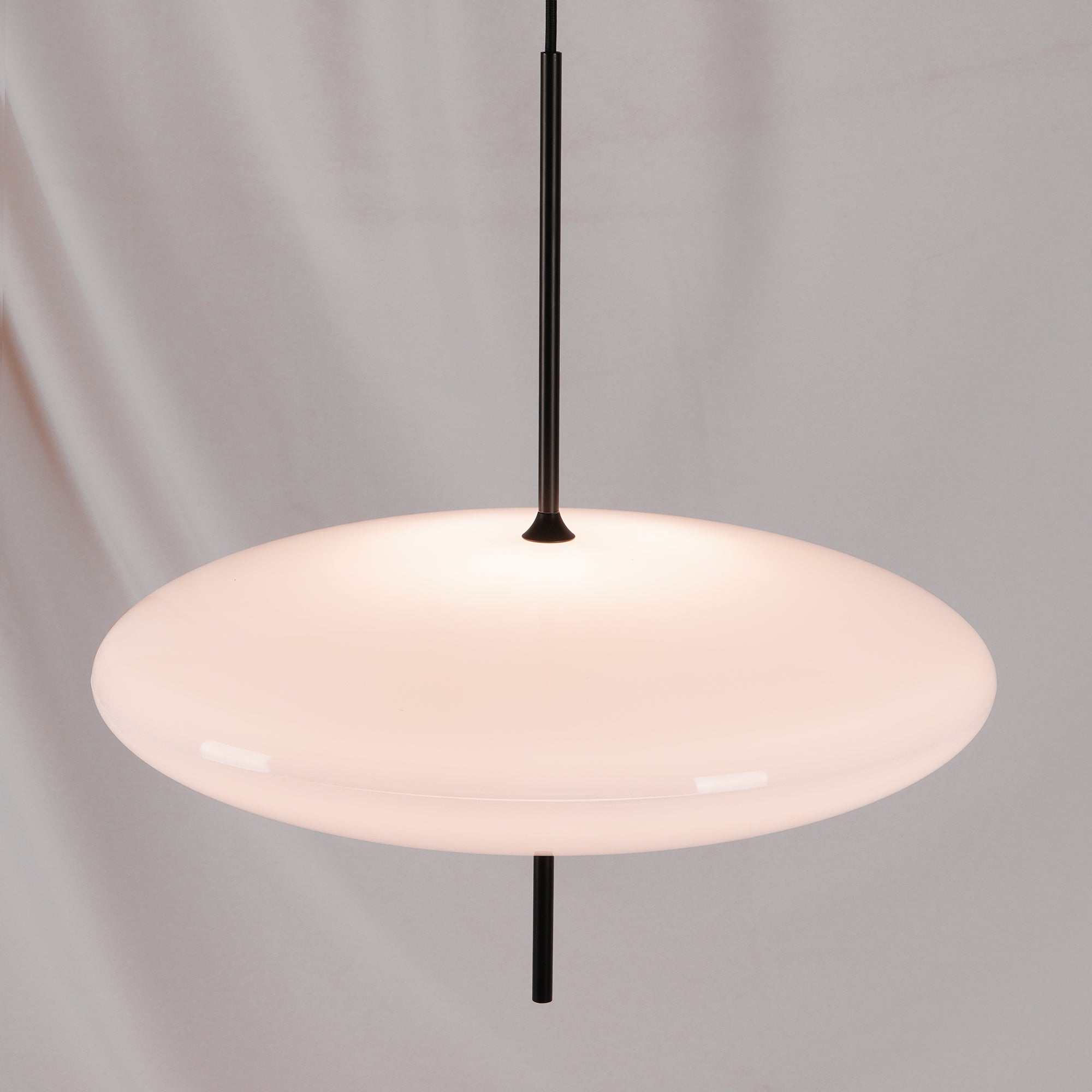 Emme minimalistisk pendellampe