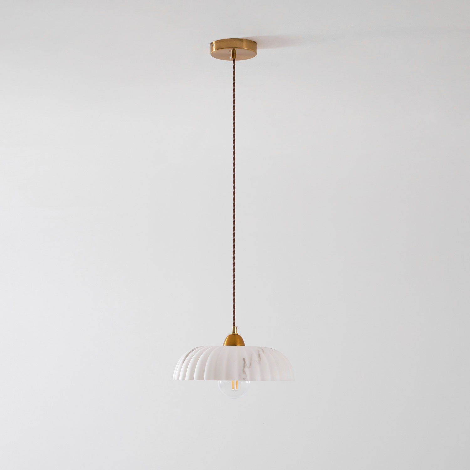 Larsele rund pendellampe