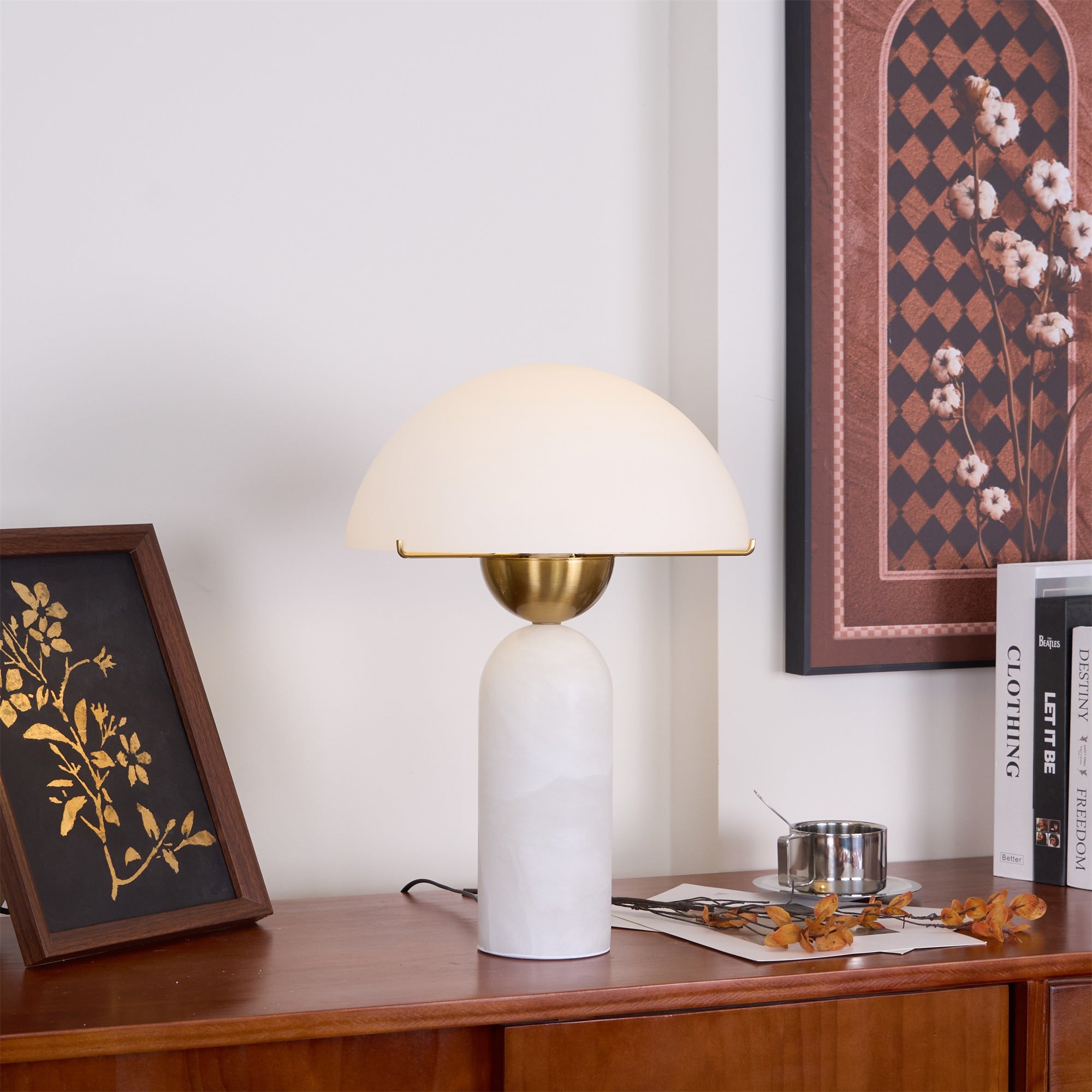 Lunena kugleformet bordlampe