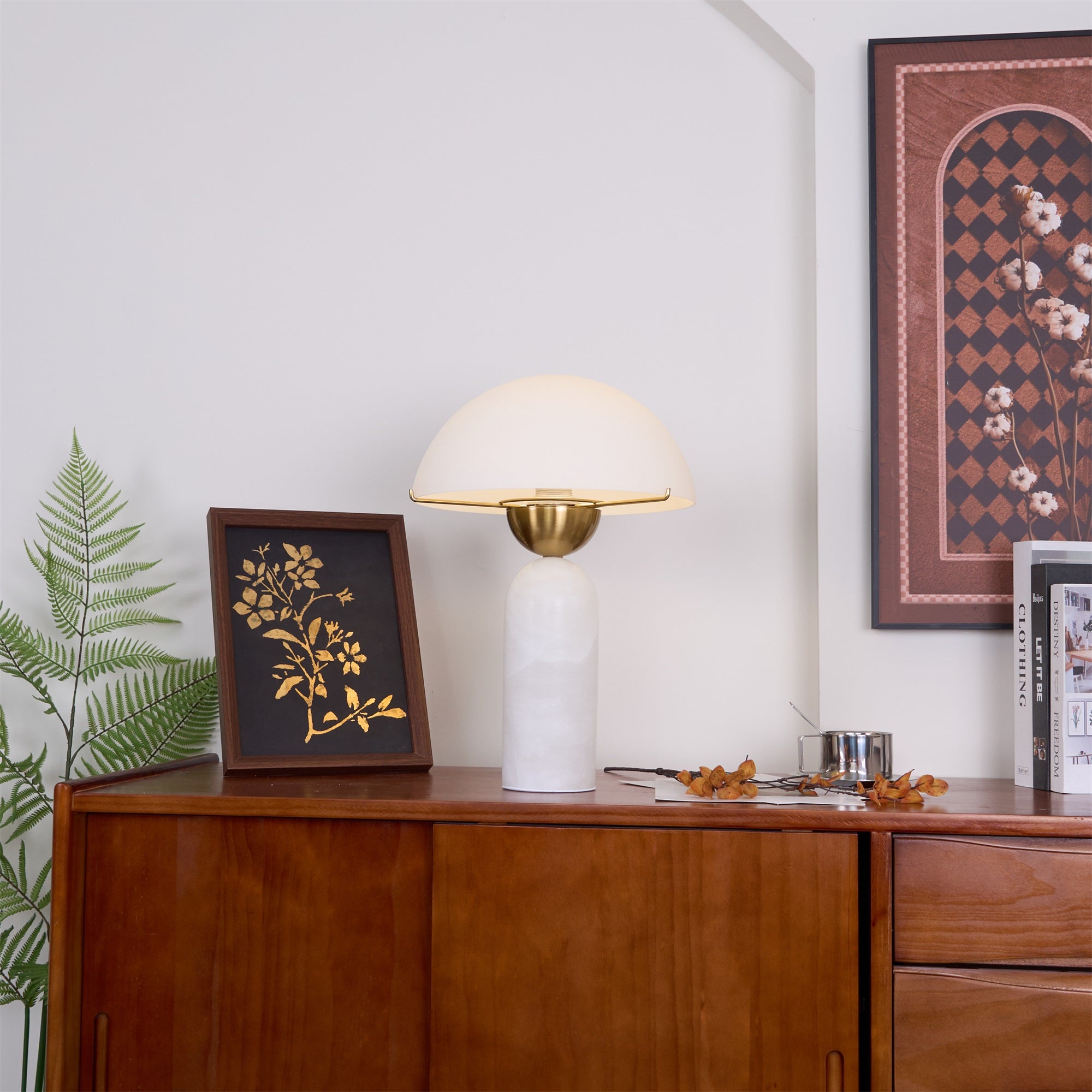 Lunena kugleformet bordlampe