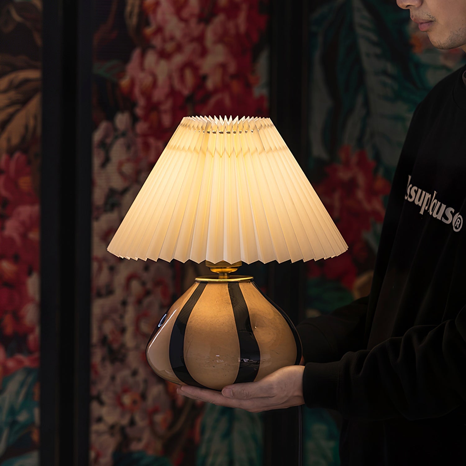 Holikik bordlampe