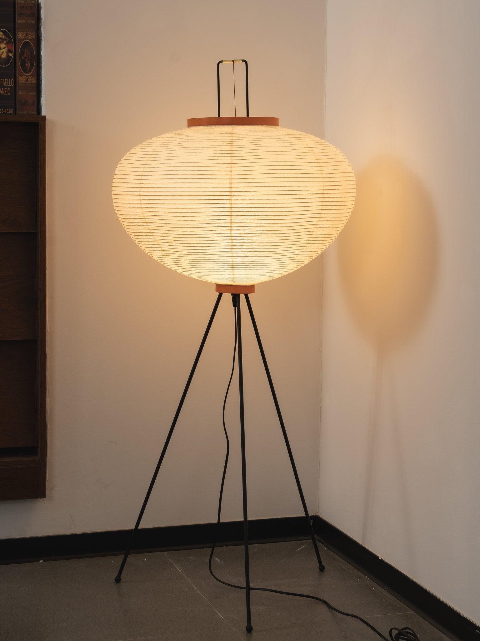 Oladalsi gulvlampe
