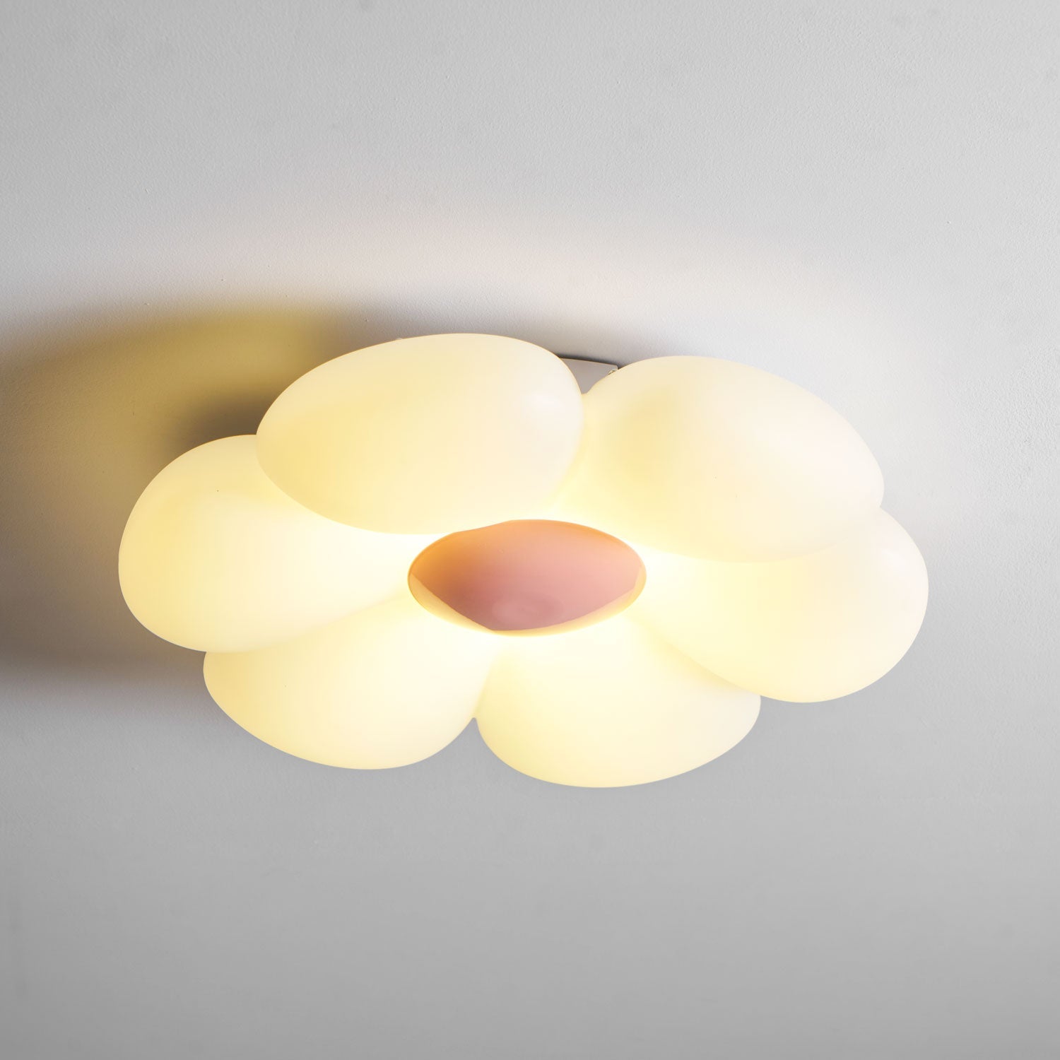 Dalseen blomsterformet loftlampe