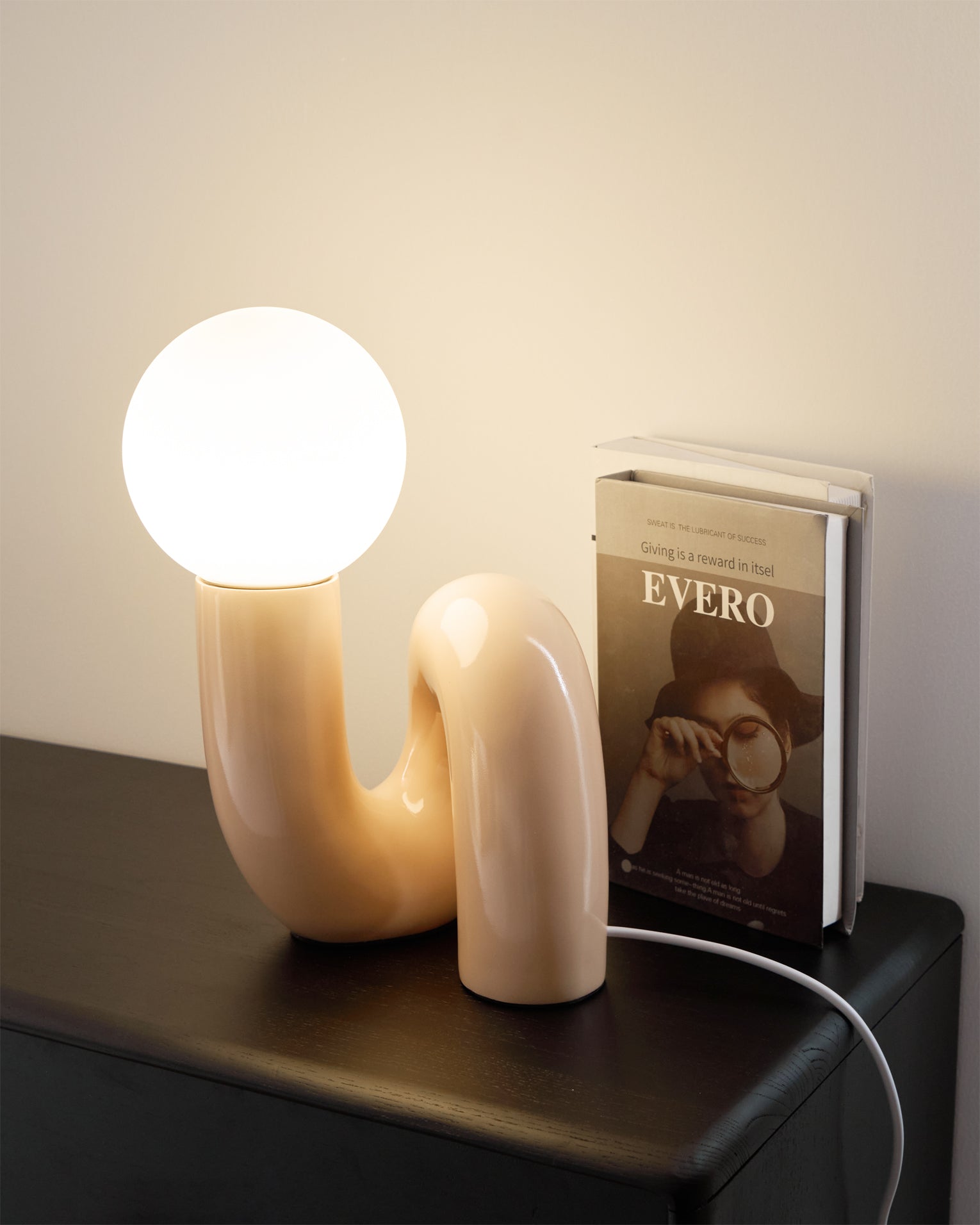 Nikoeler spiral bordlampe