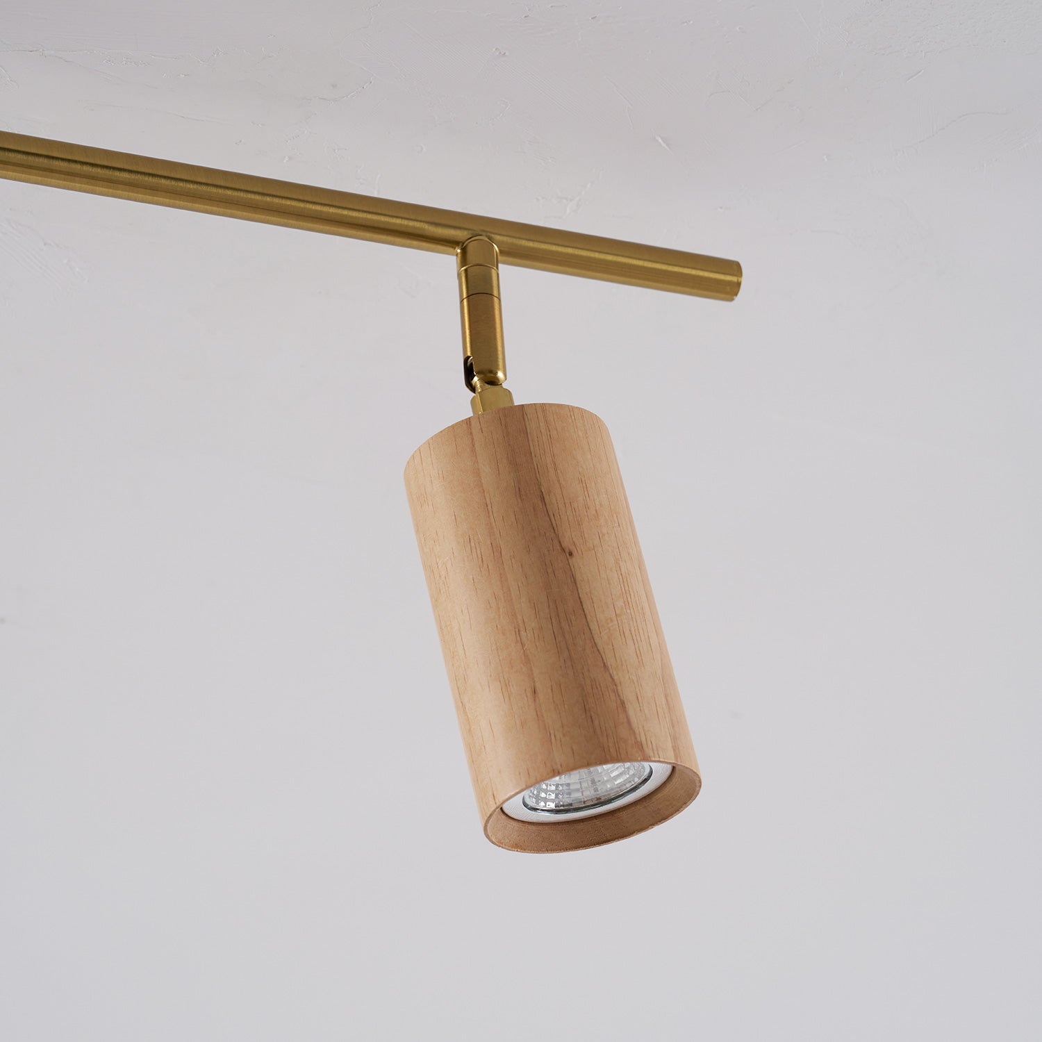 Vejnasi lineær loftlampe
