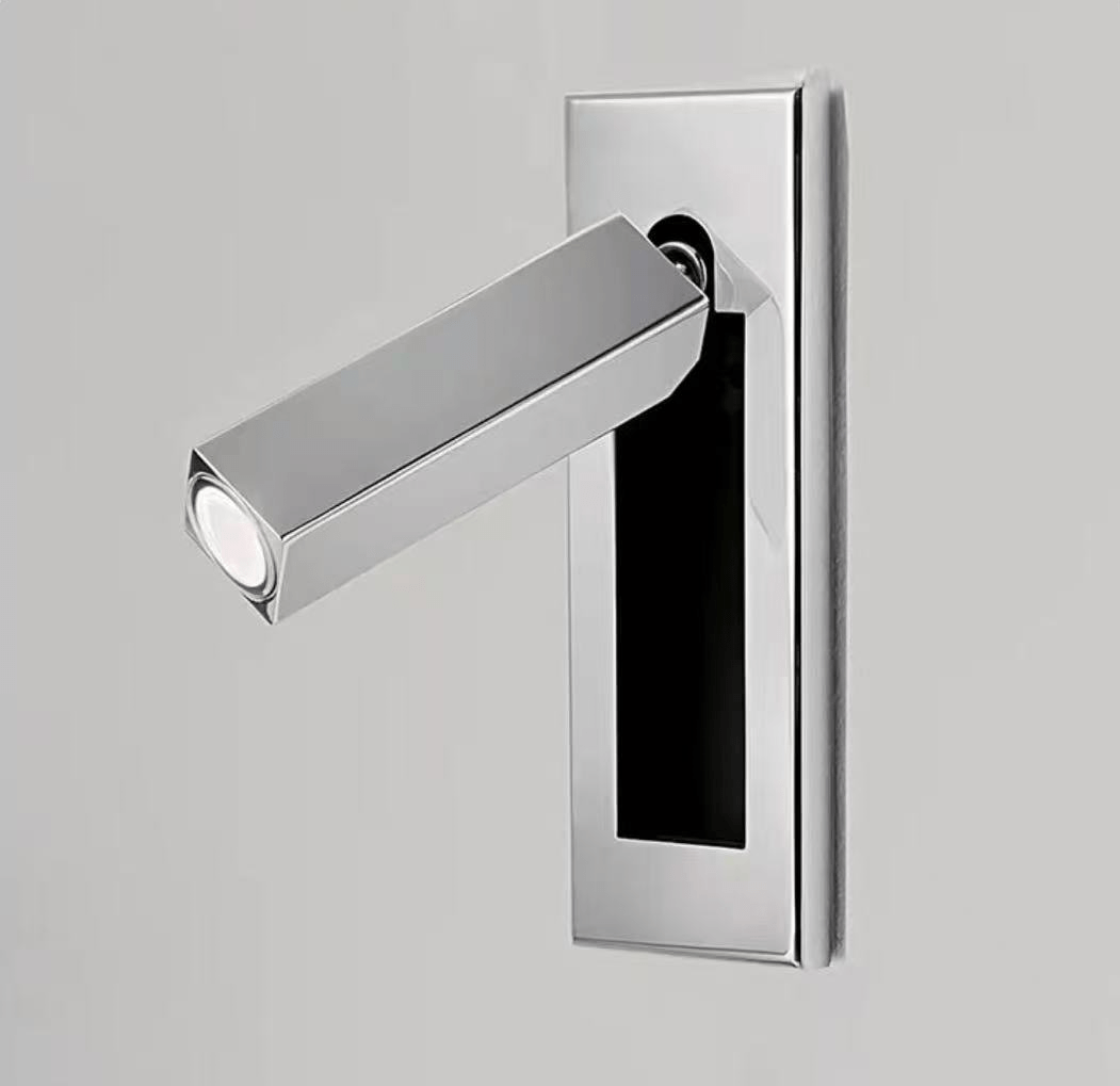 Larsor indbygget væglampe