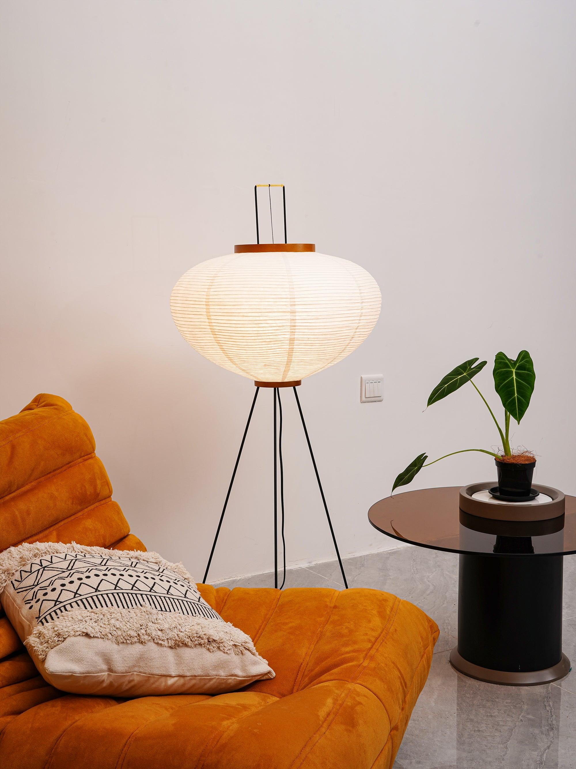 Oladalsi gulvlampe