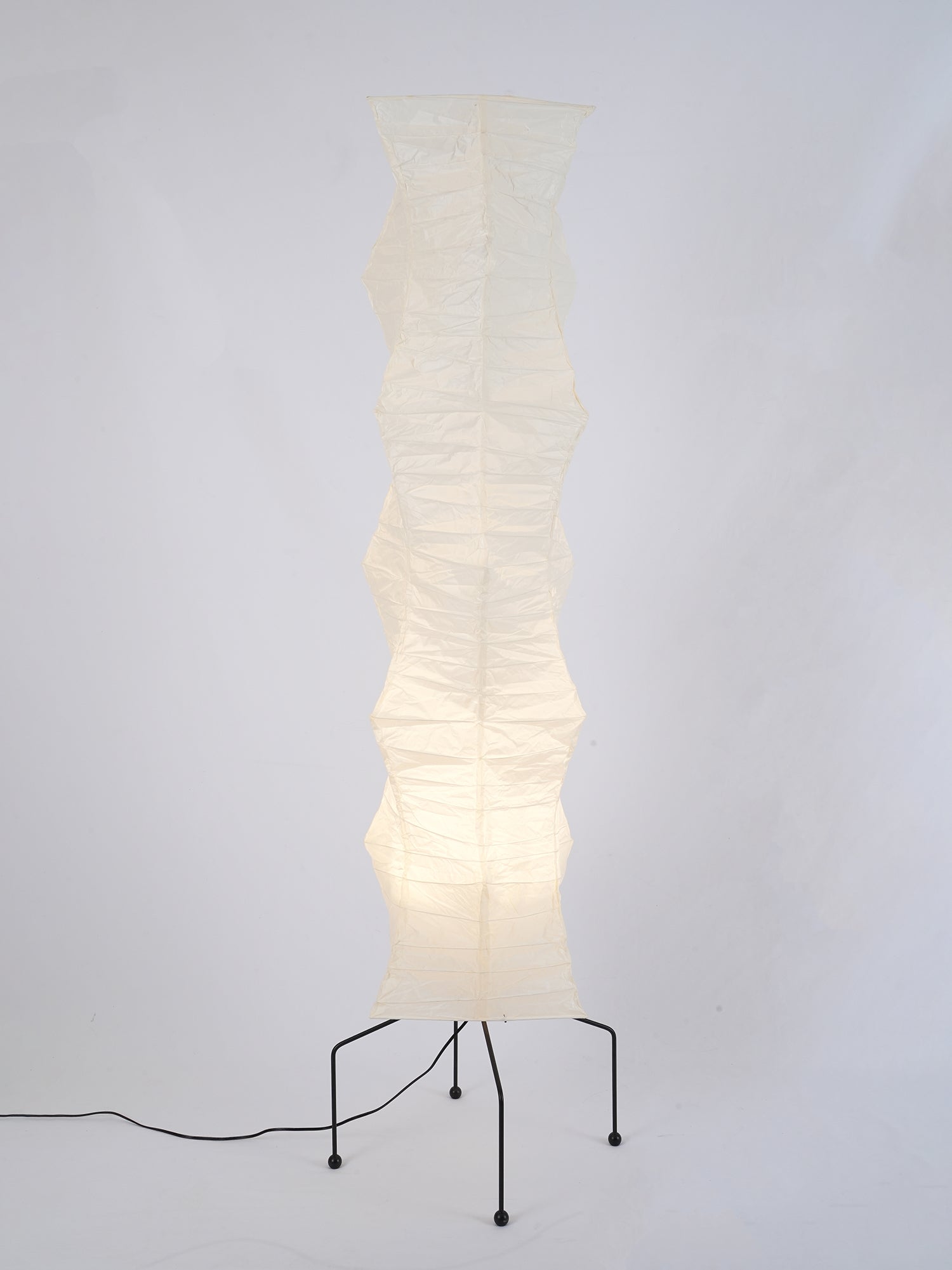 Oladalsi gulvlampe