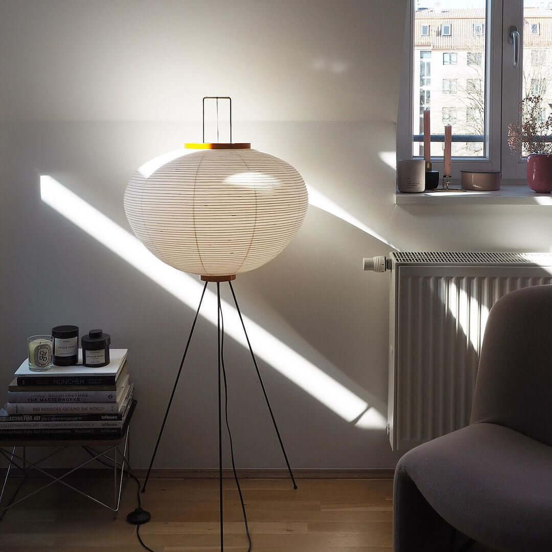Oladalsi gulvlampe