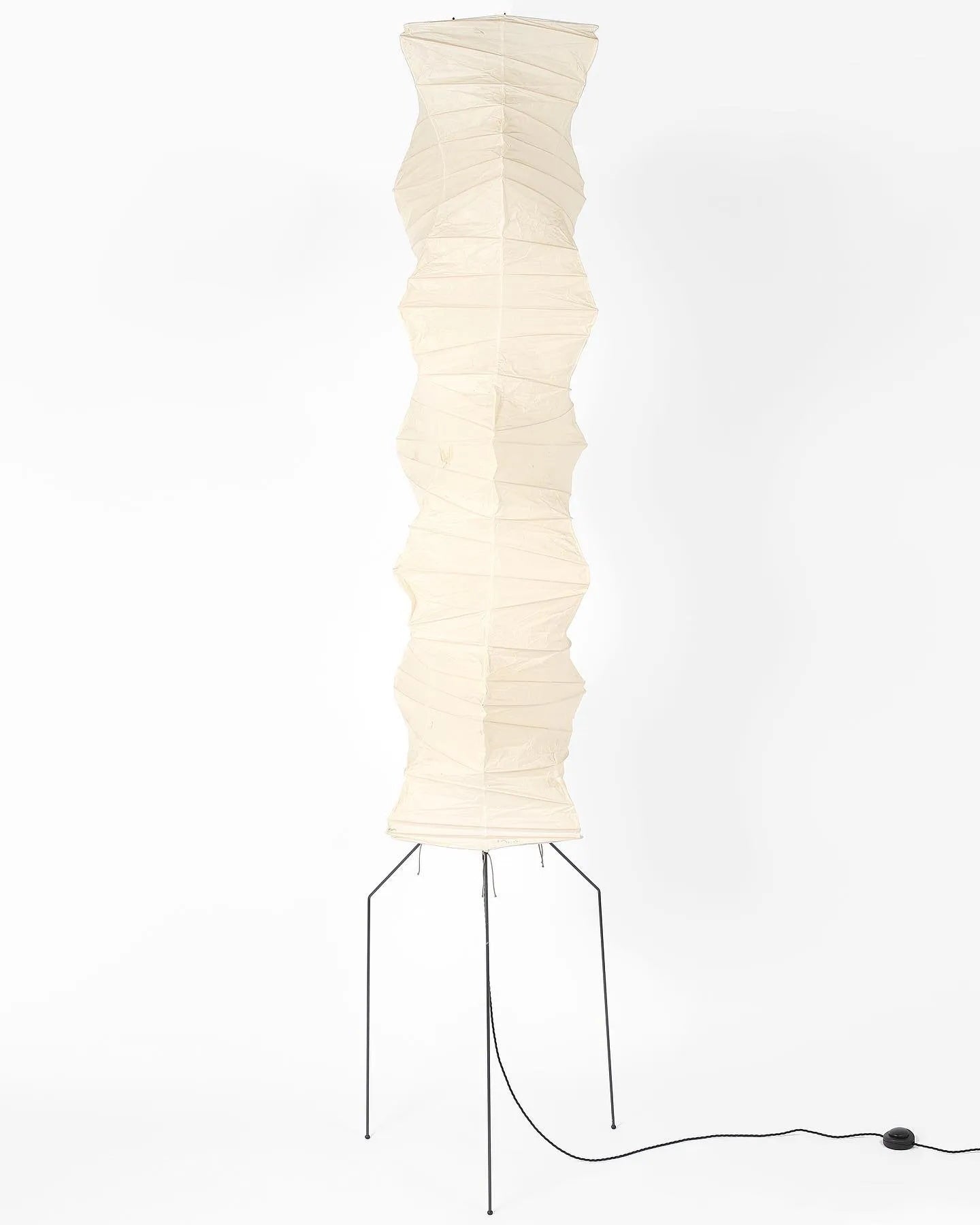 Oladalsi gulvlampe