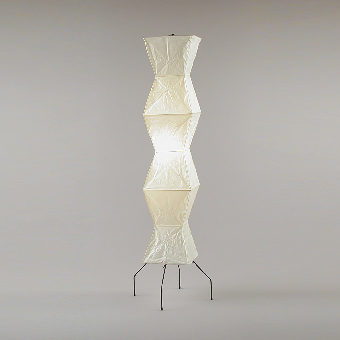 Oladalsi gulvlampe