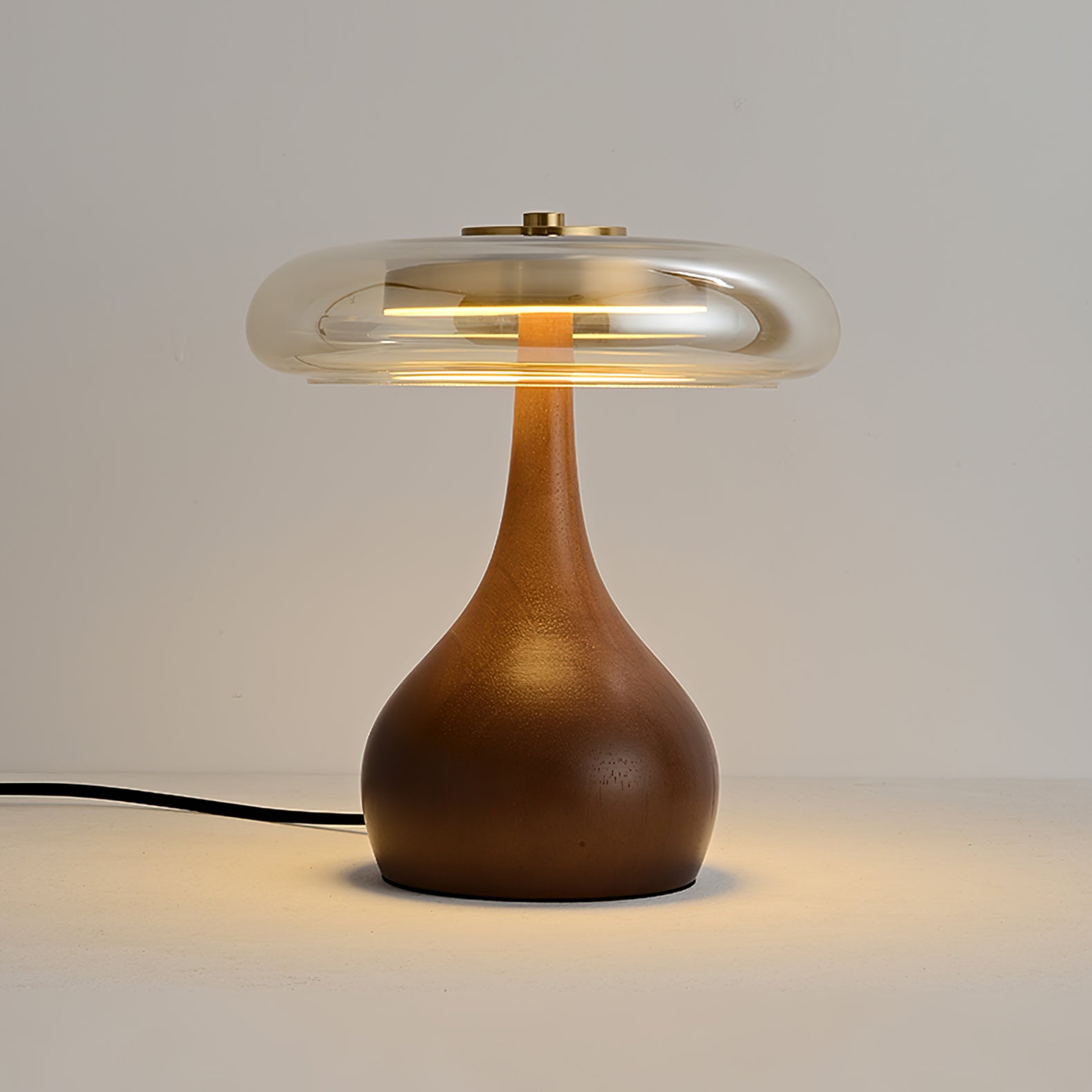 Mikeni bordlampe