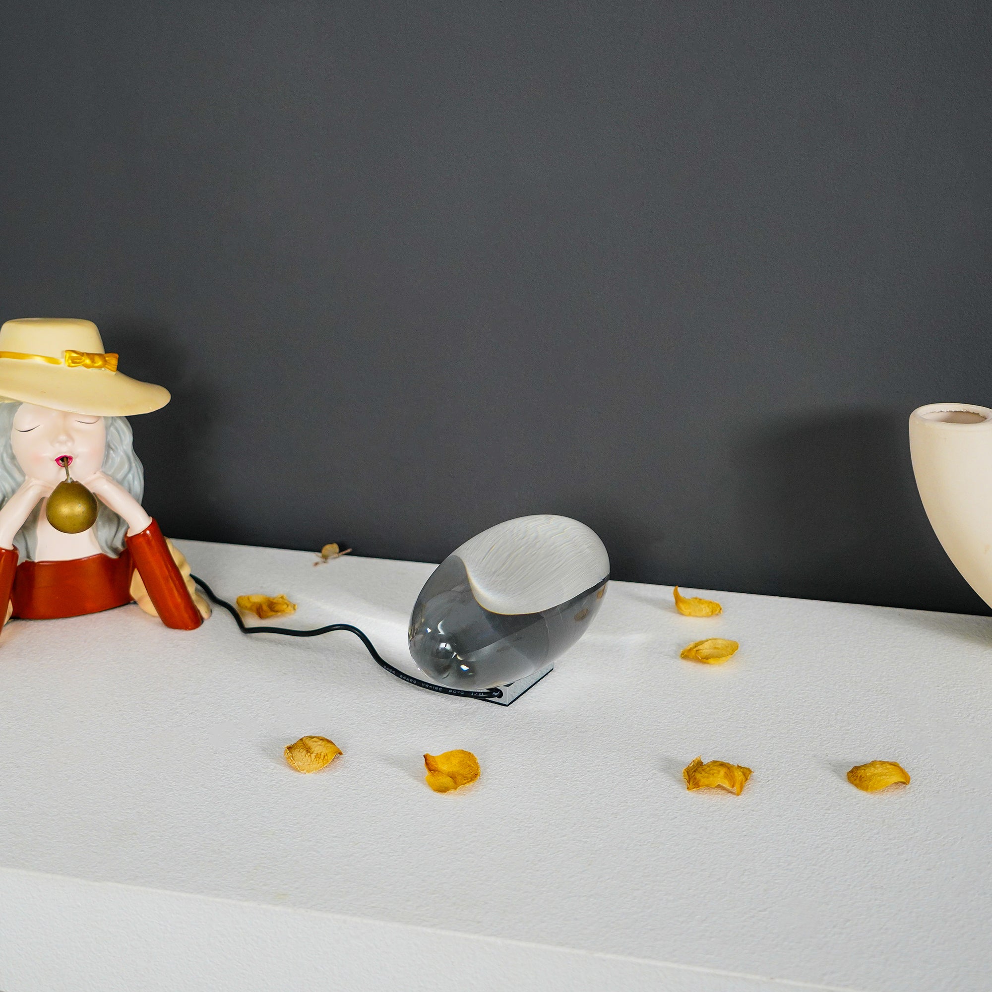 Jorar oval bordlampe