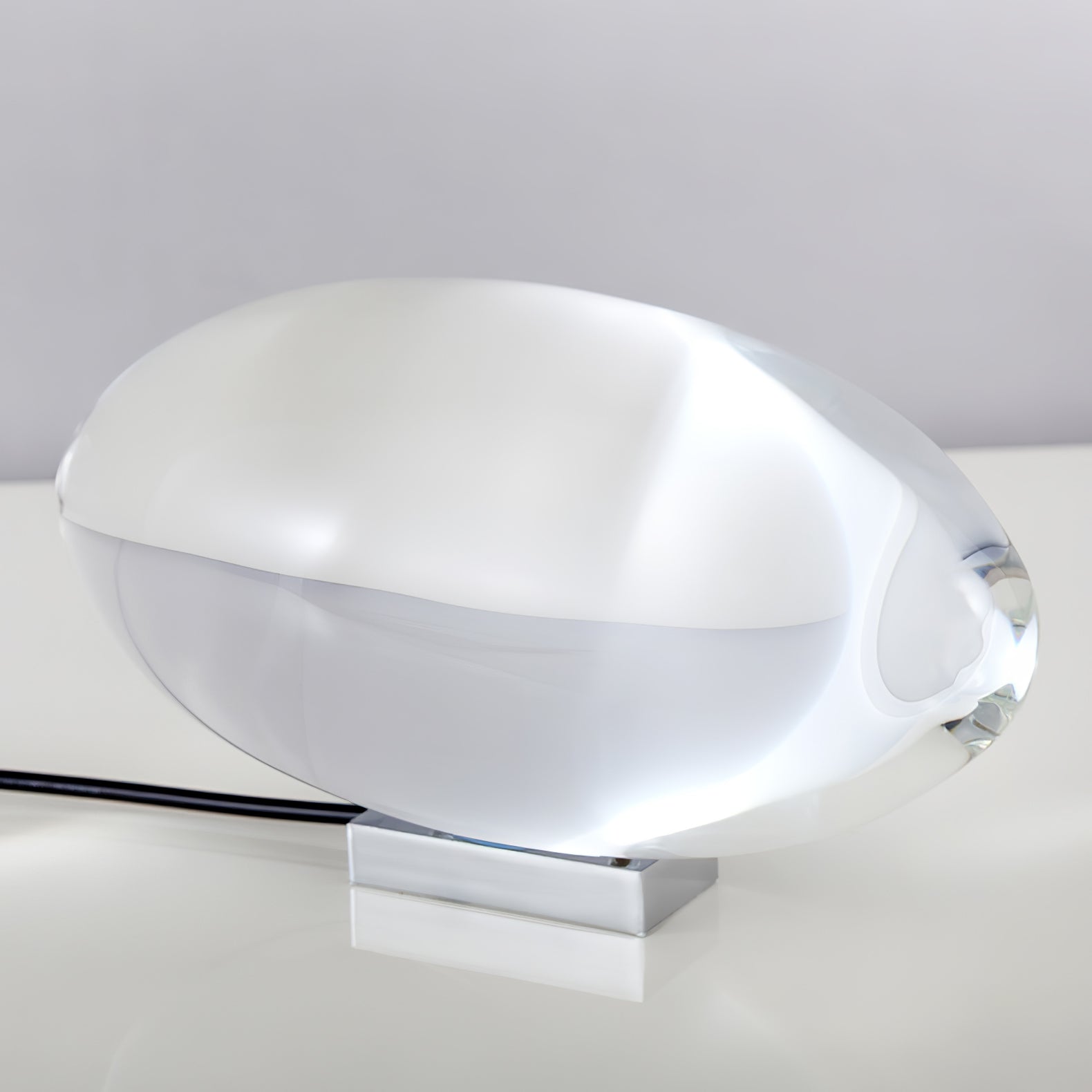 Jorar oval bordlampe