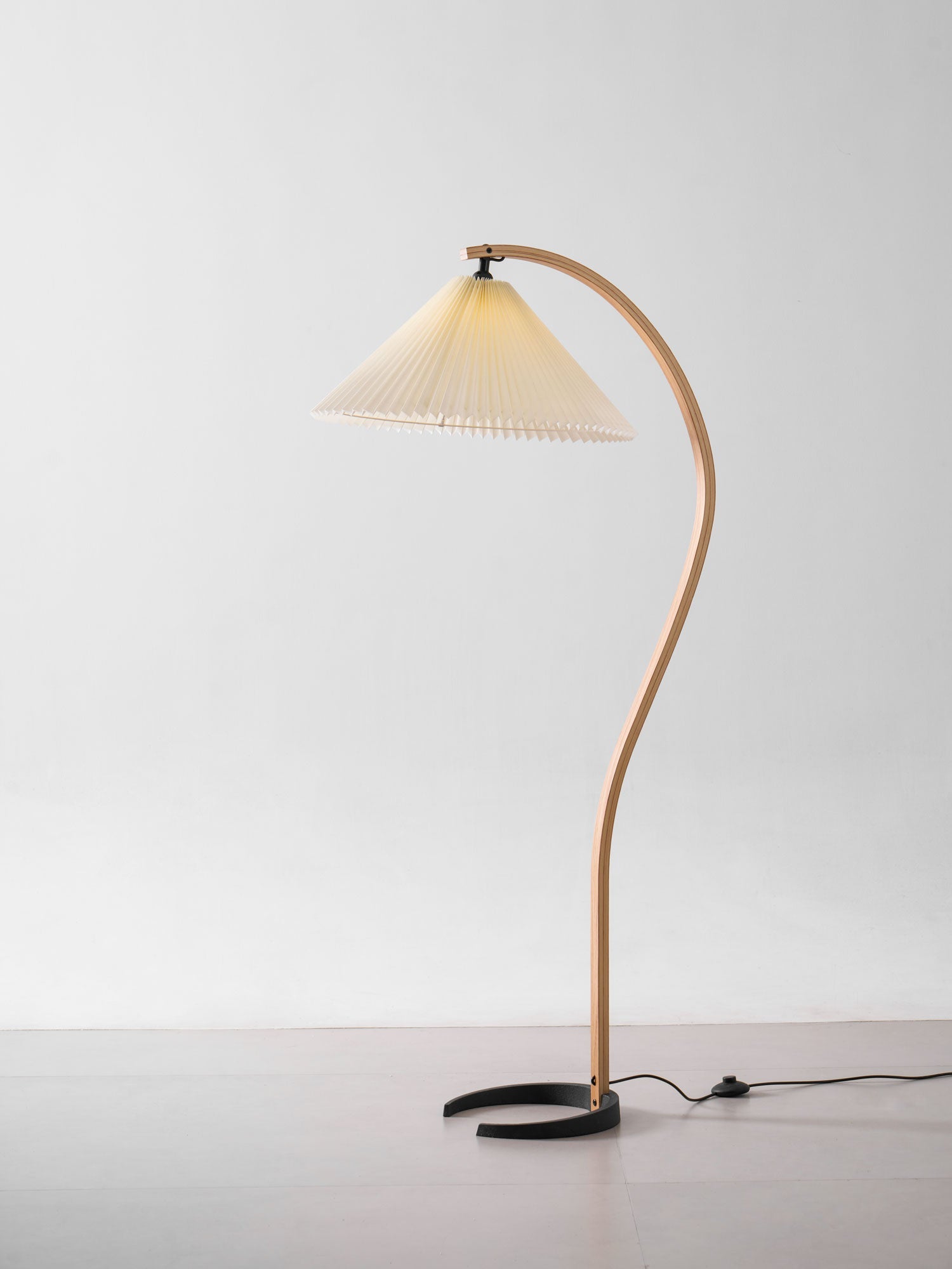Asto retro gulvlampe