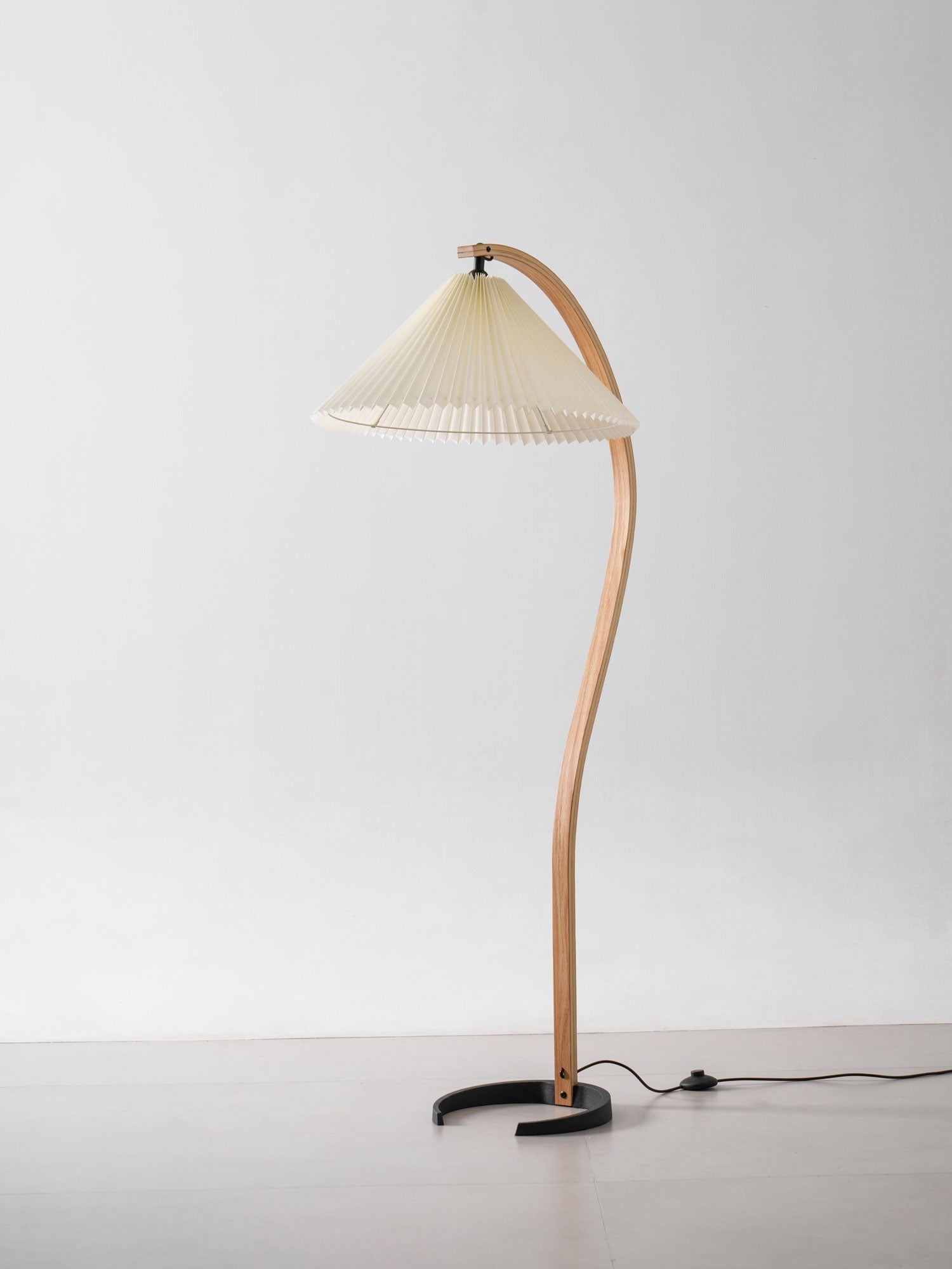 Asto retro gulvlampe