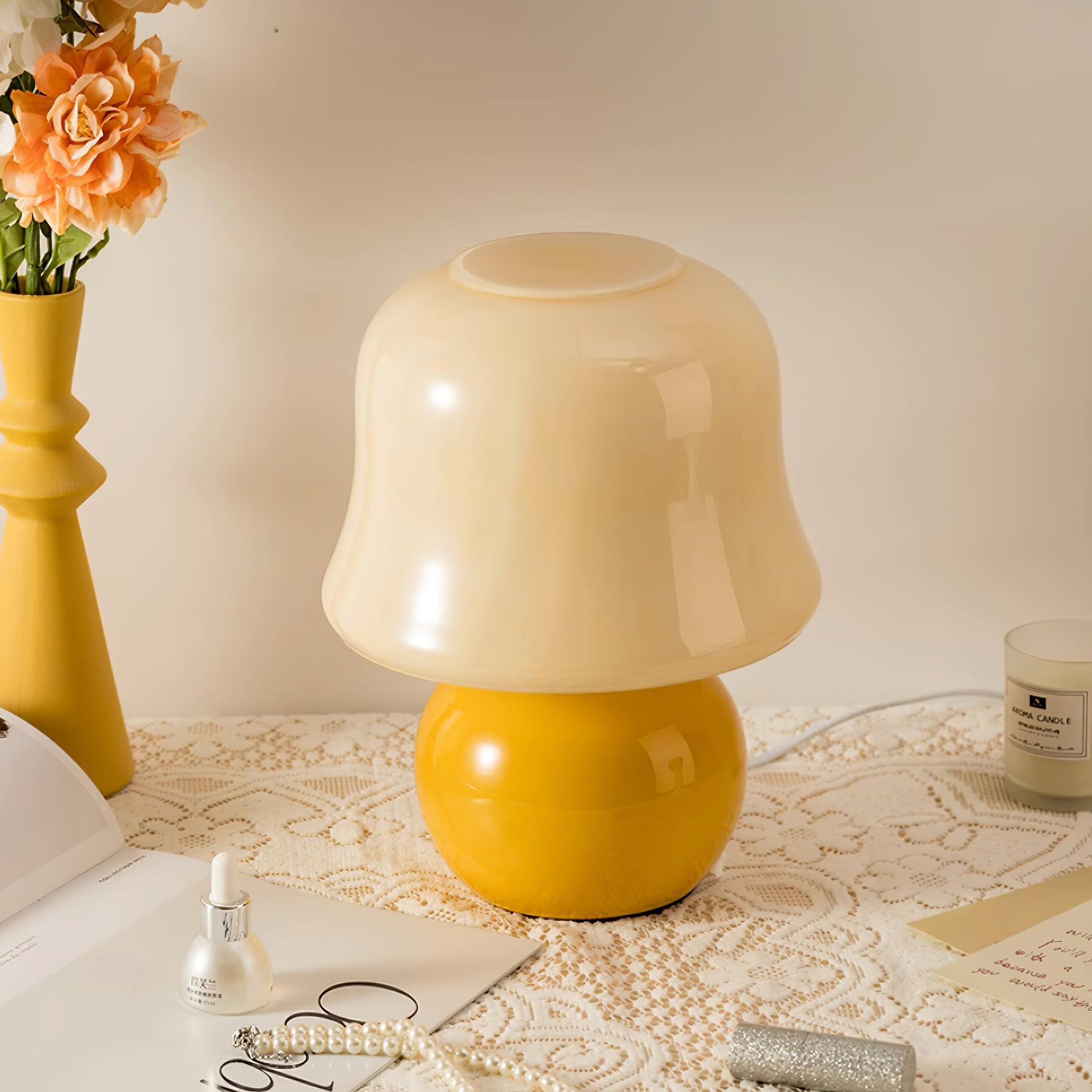 Sorense svampeformet bordlampe