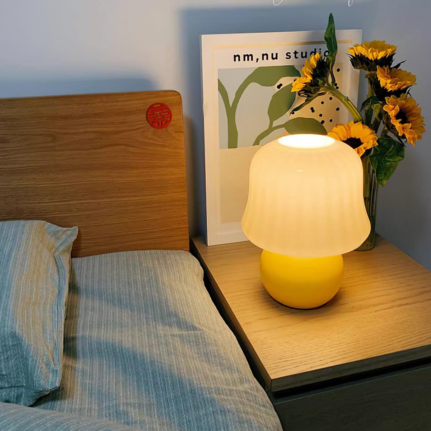 Sorense svampeformet bordlampe