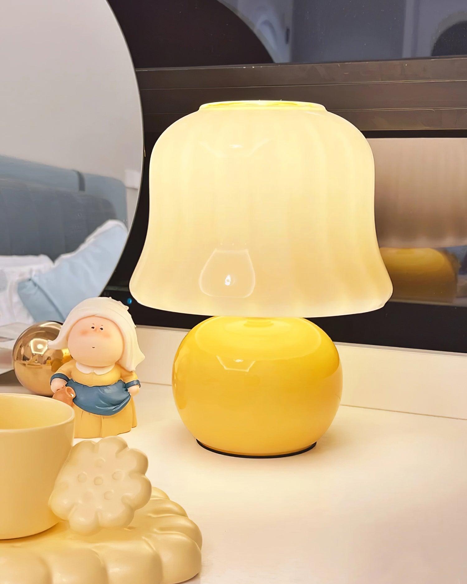 Sorense svampeformet bordlampe