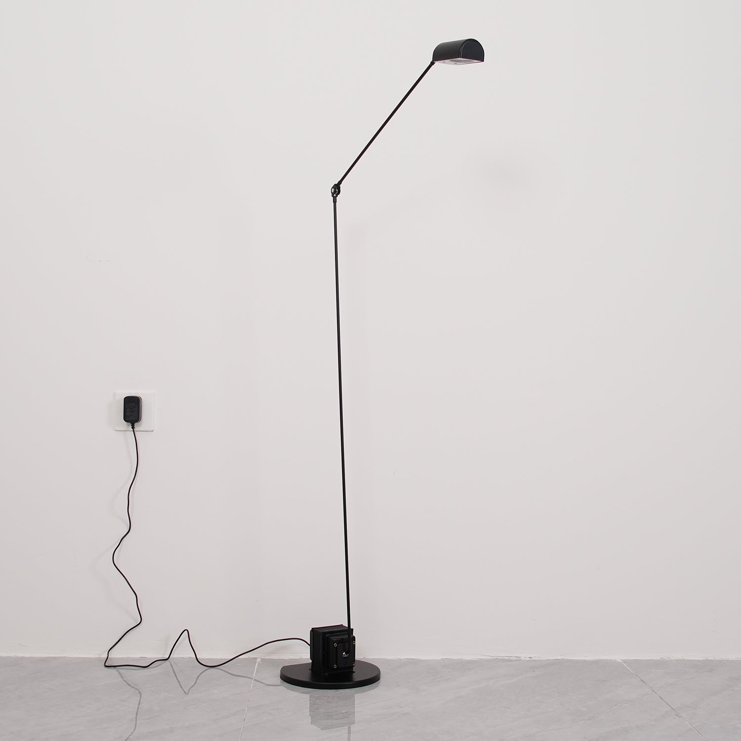 Paxki gulvlampe