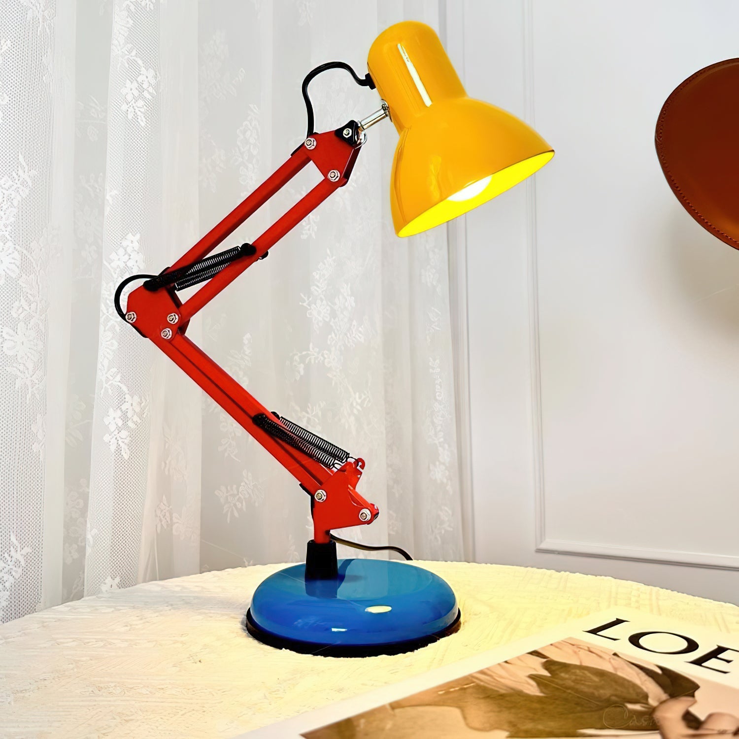Lokein retro bordlampe