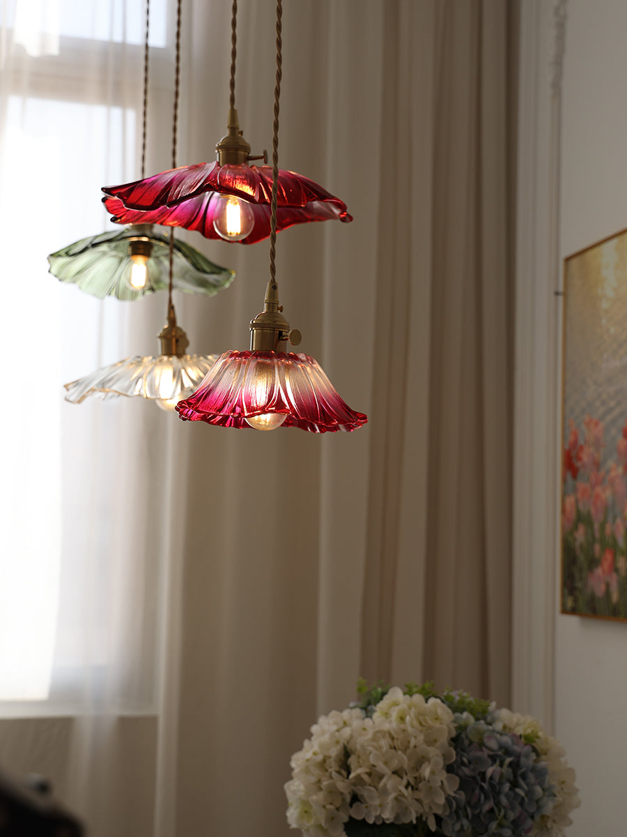 Larsmi blomsterformet pendellampe