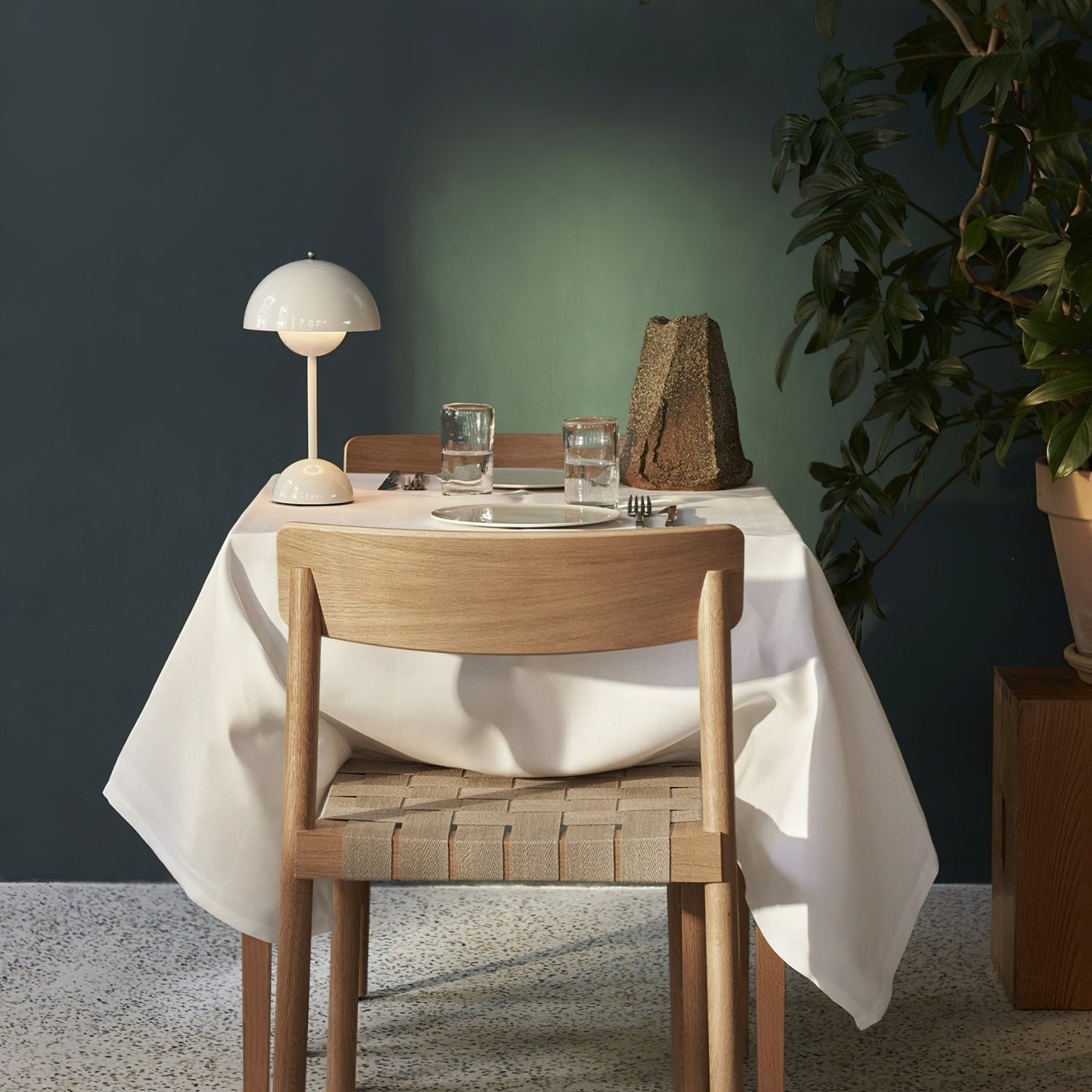Ylava udendørs bordlampe