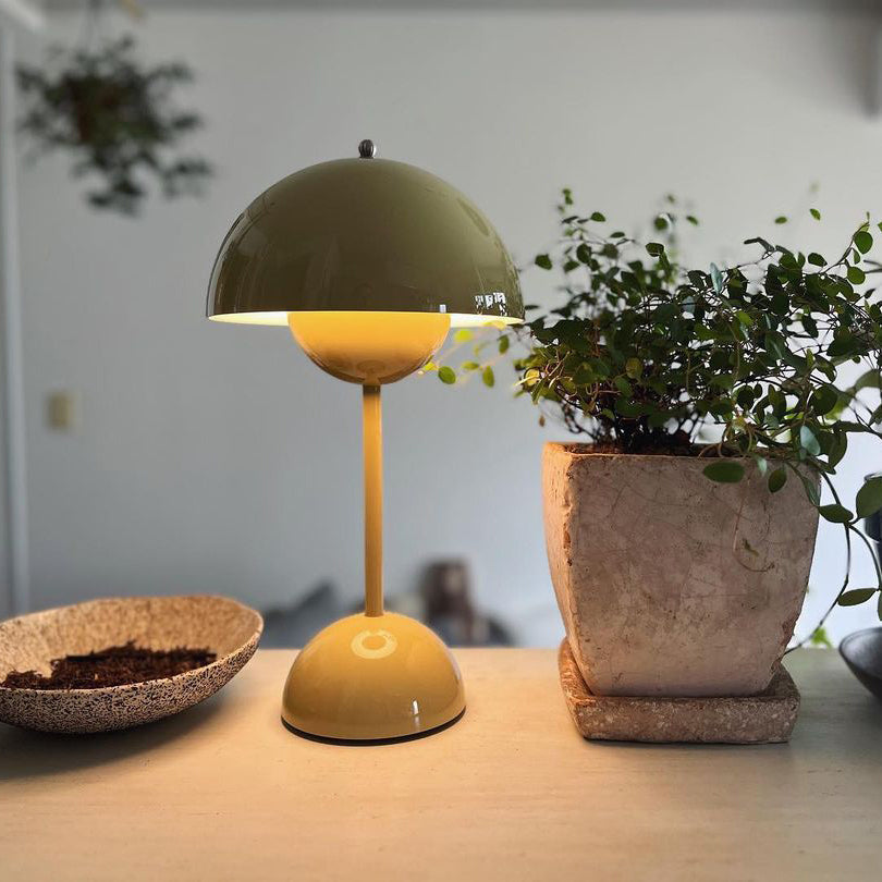 Ylava udendørs bordlampe