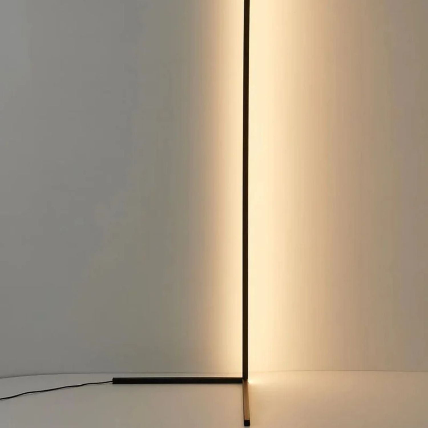 Esleia gulvlampe