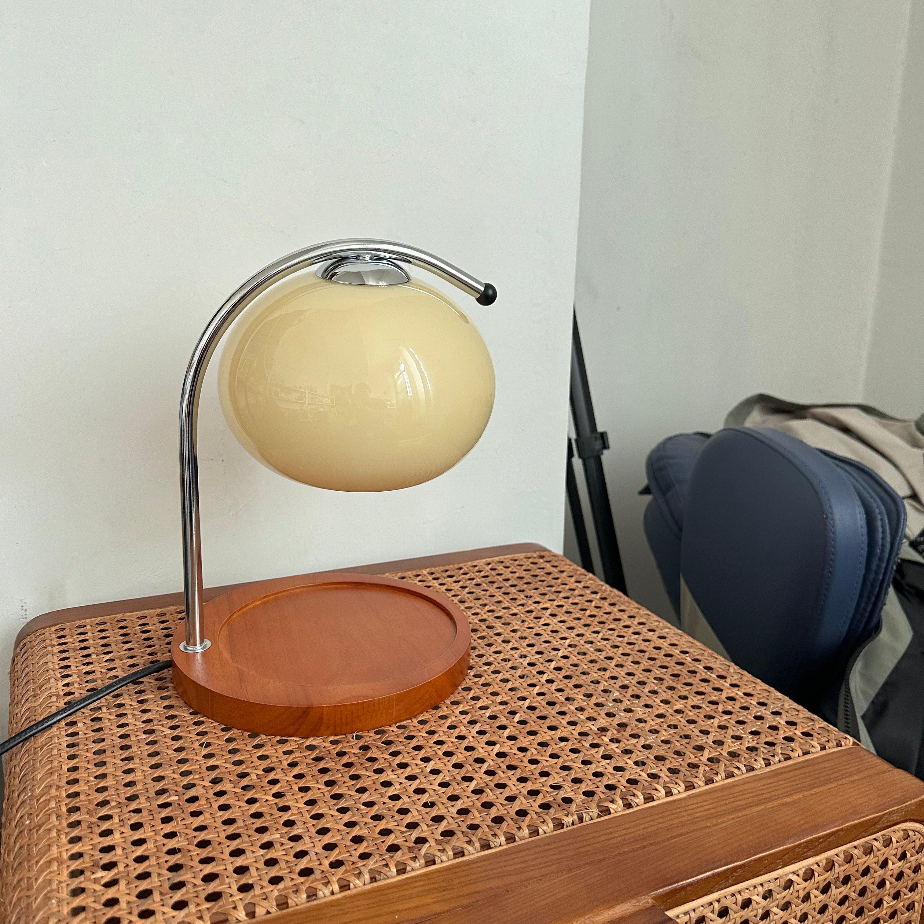 Tavi bordlampe