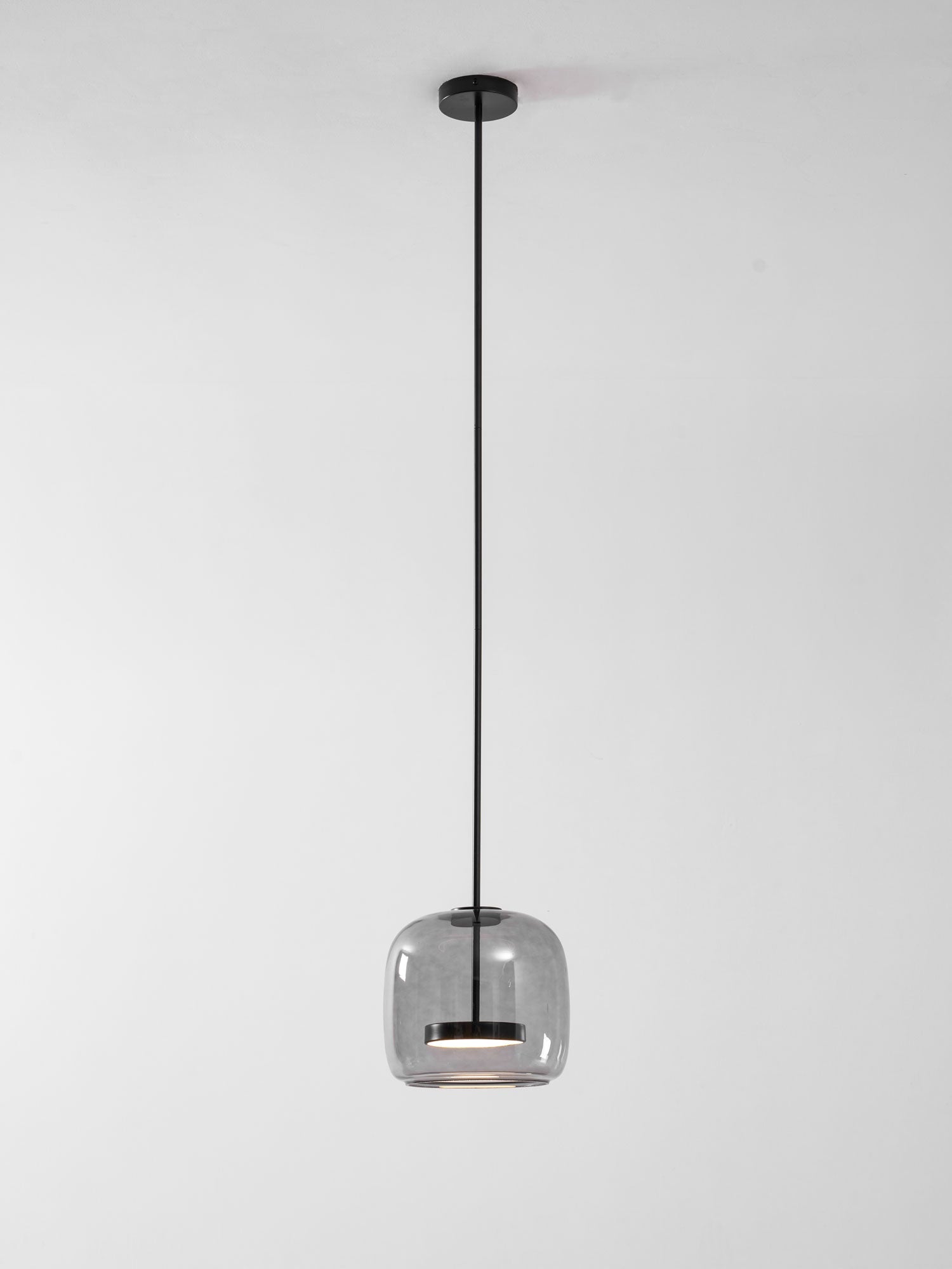 Ravensen kugleformet pendellampe
