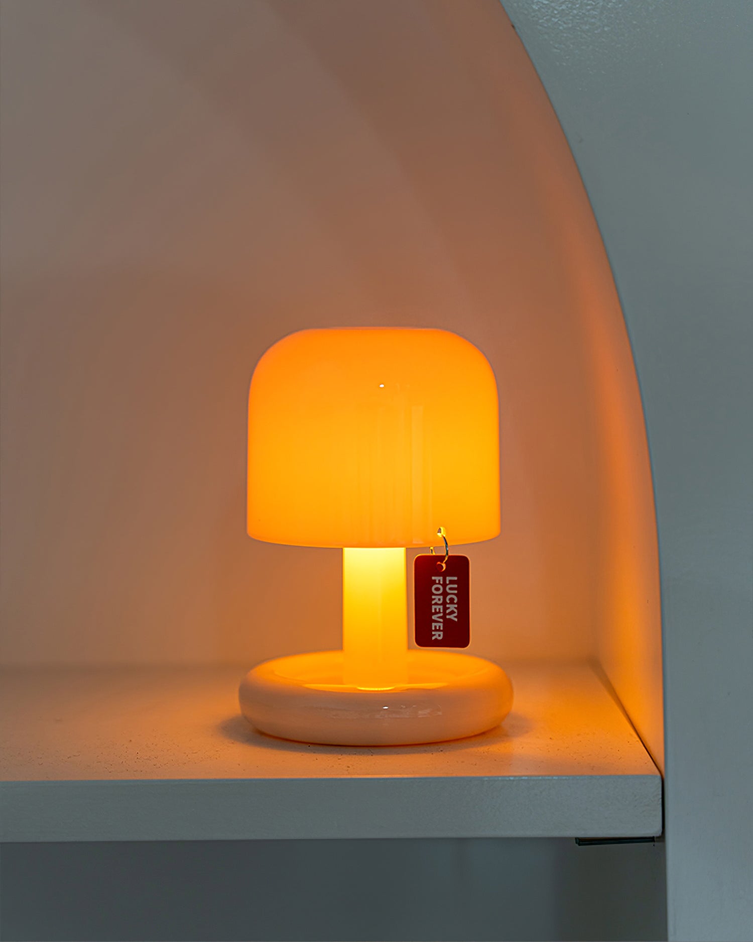 Tavlindal svampeformet bordlampe
