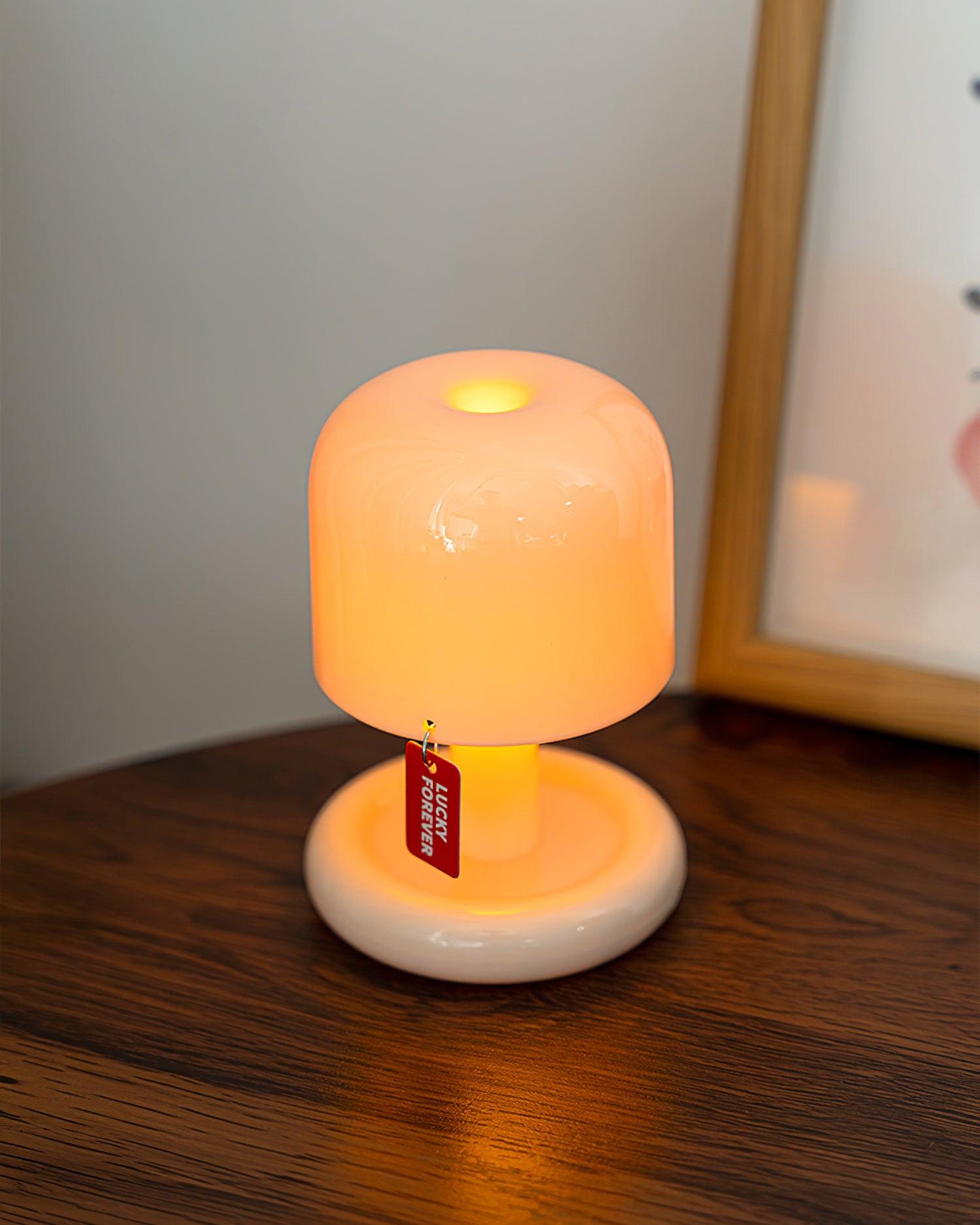 Tavlindal svampeformet bordlampe