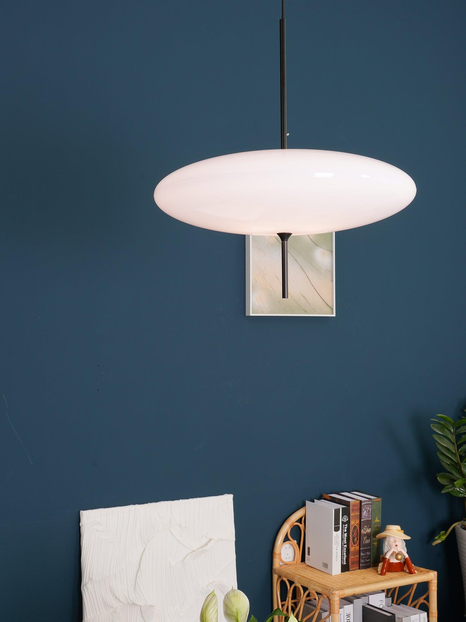 Emme minimalistisk pendellampe