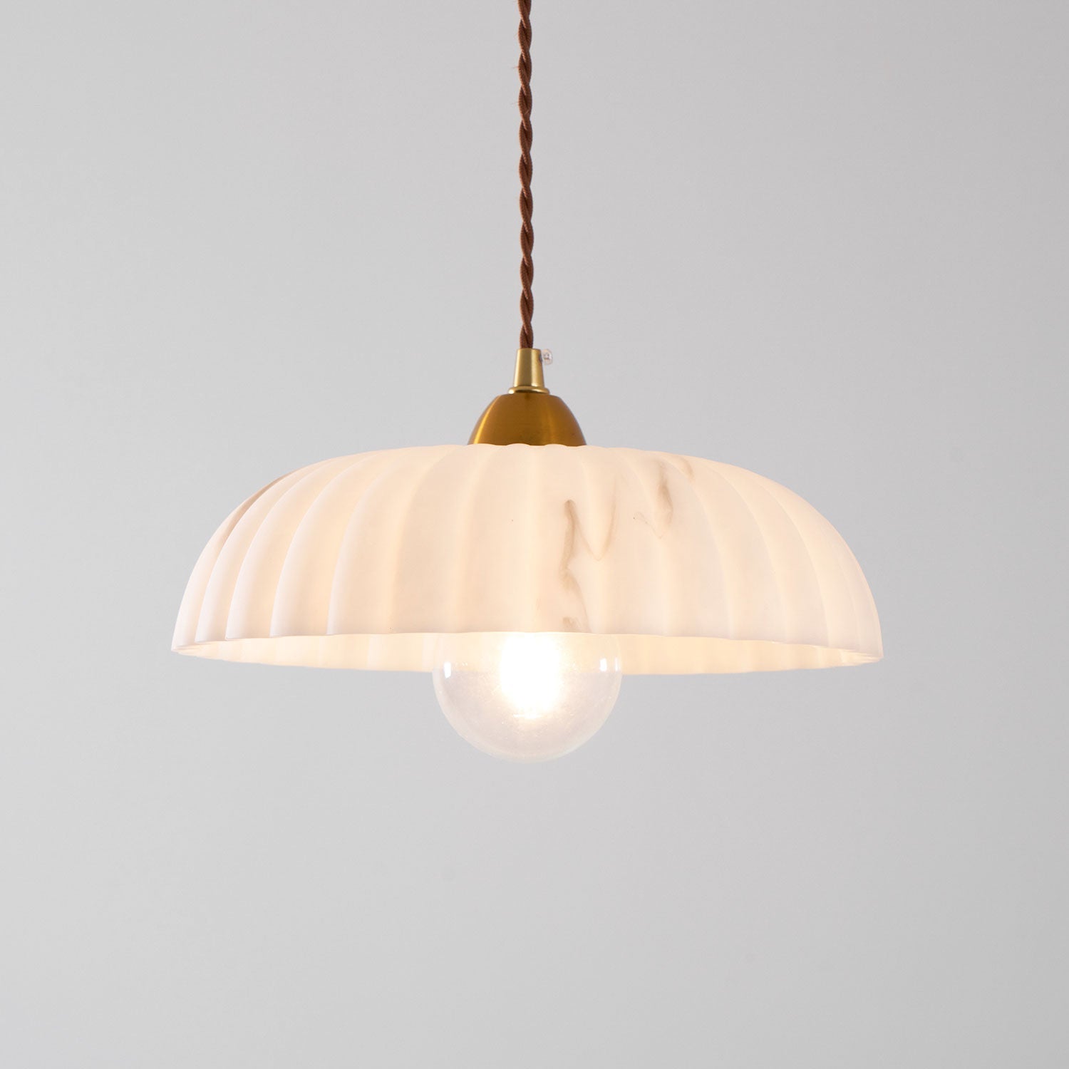 Larsele rund pendellampe