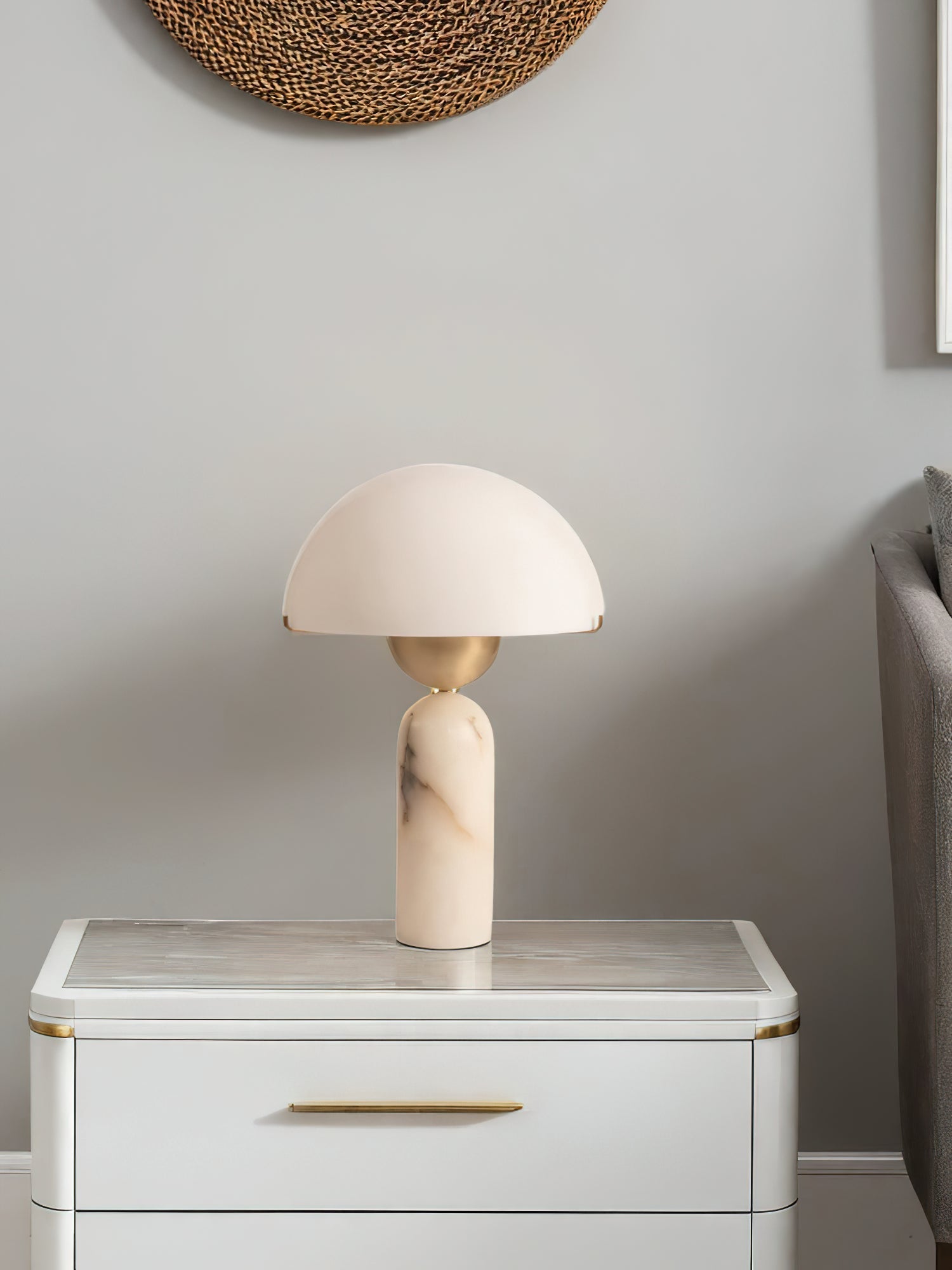 Lunena kugleformet bordlampe