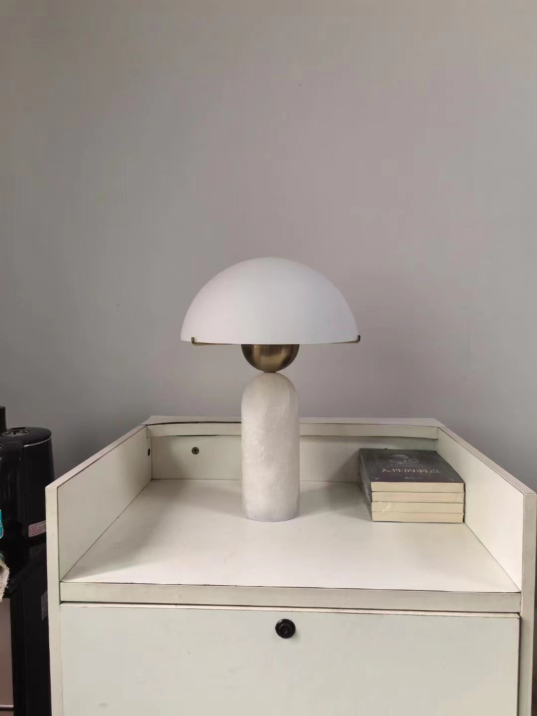 Lunena kugleformet bordlampe